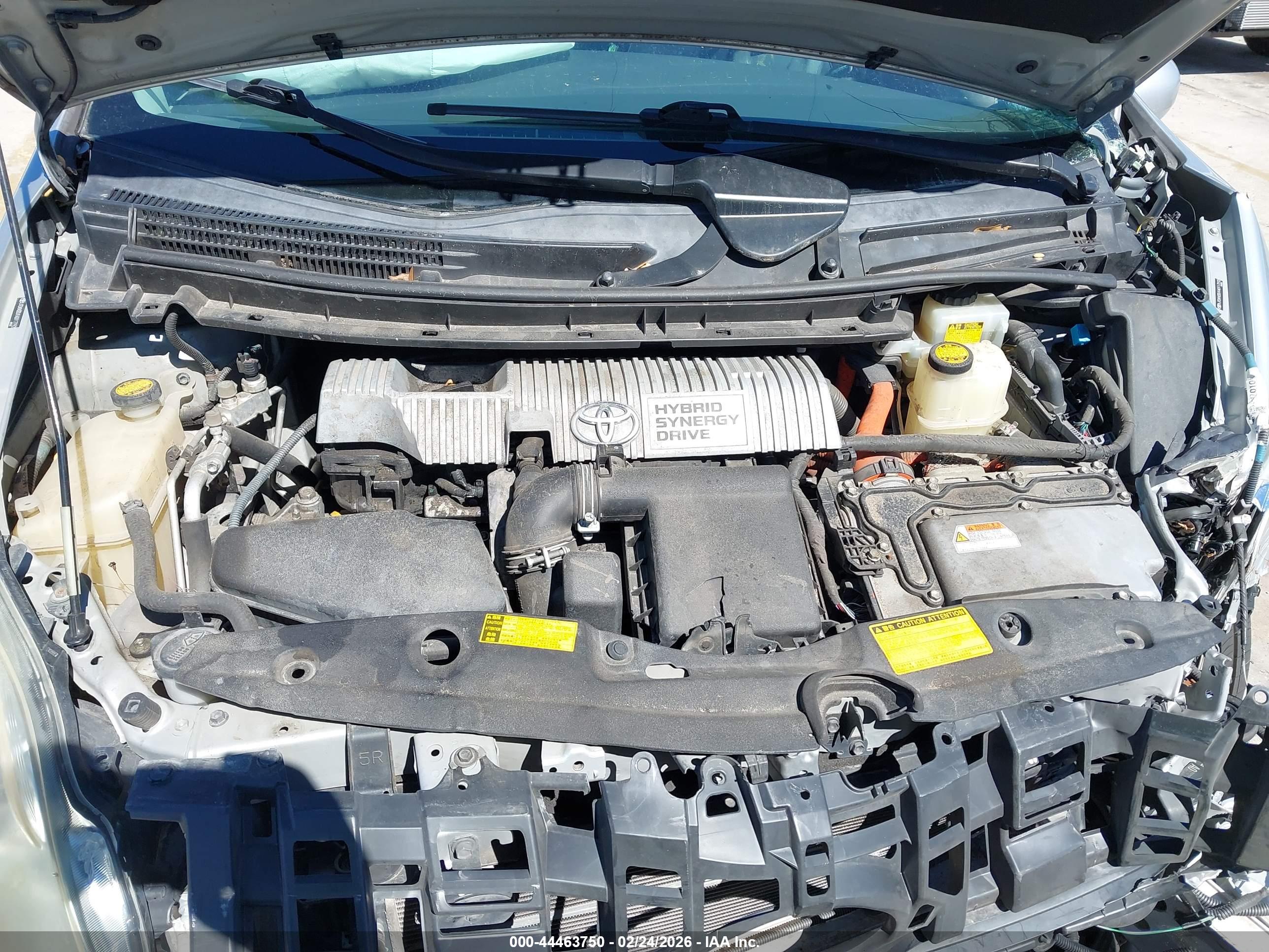 TOYOTA PRIUS image 10