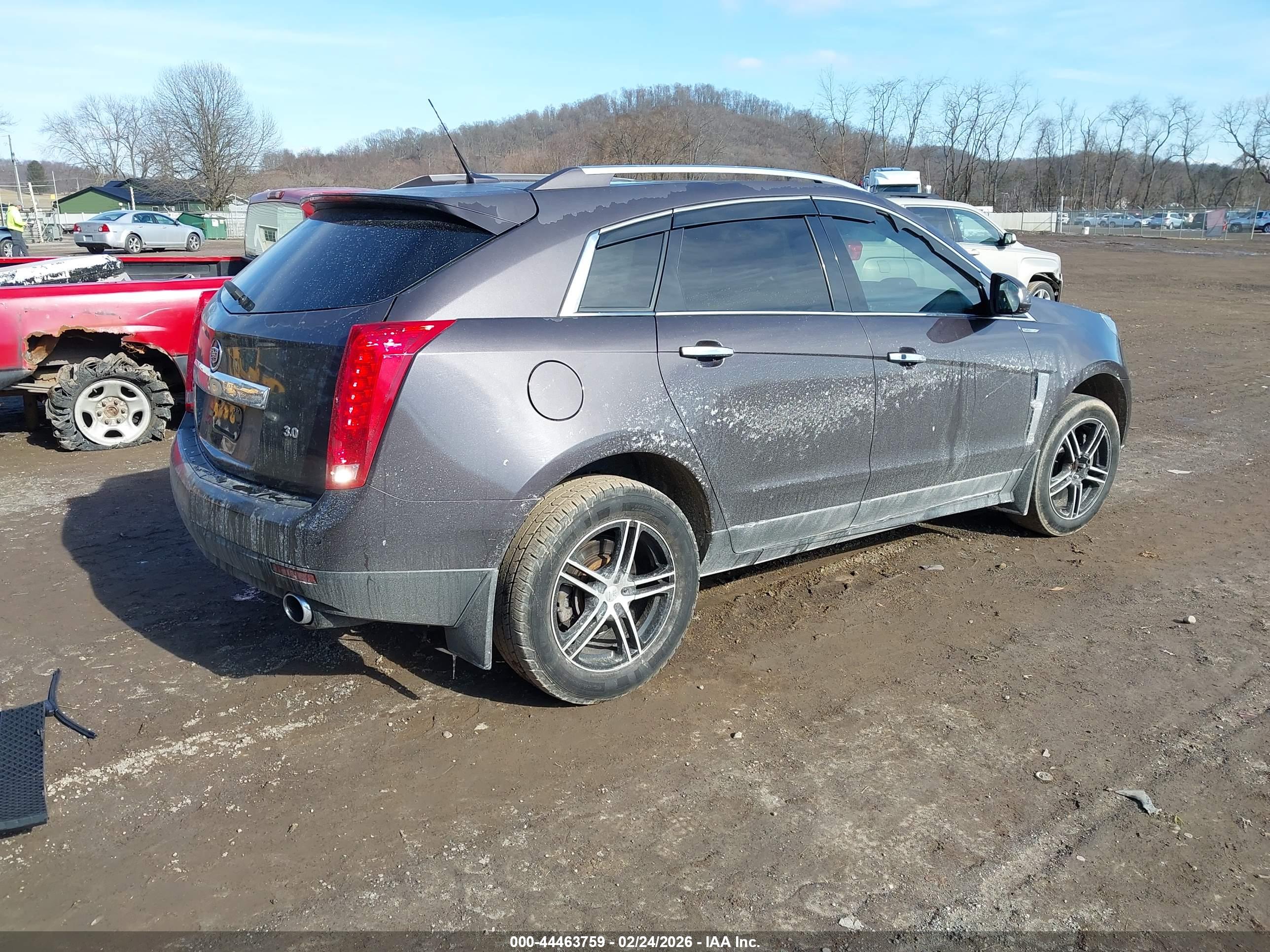 CADILLAC SRX image 4