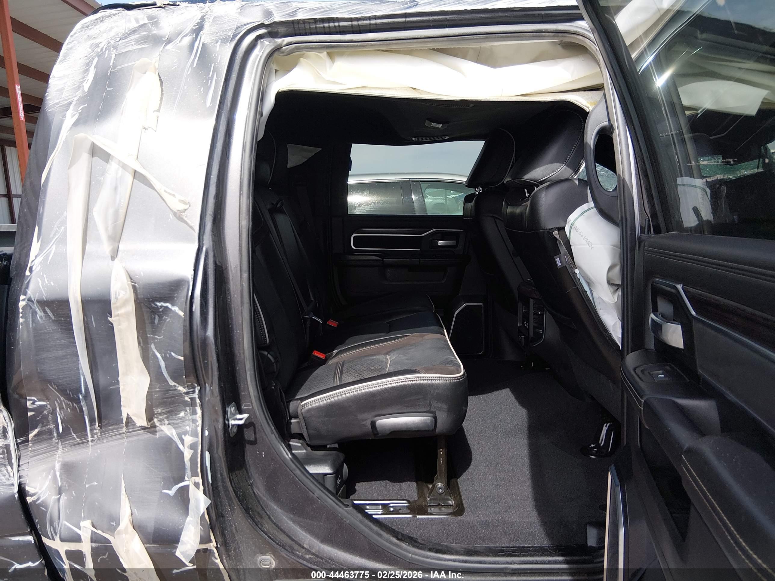 RAM 2500 image 8