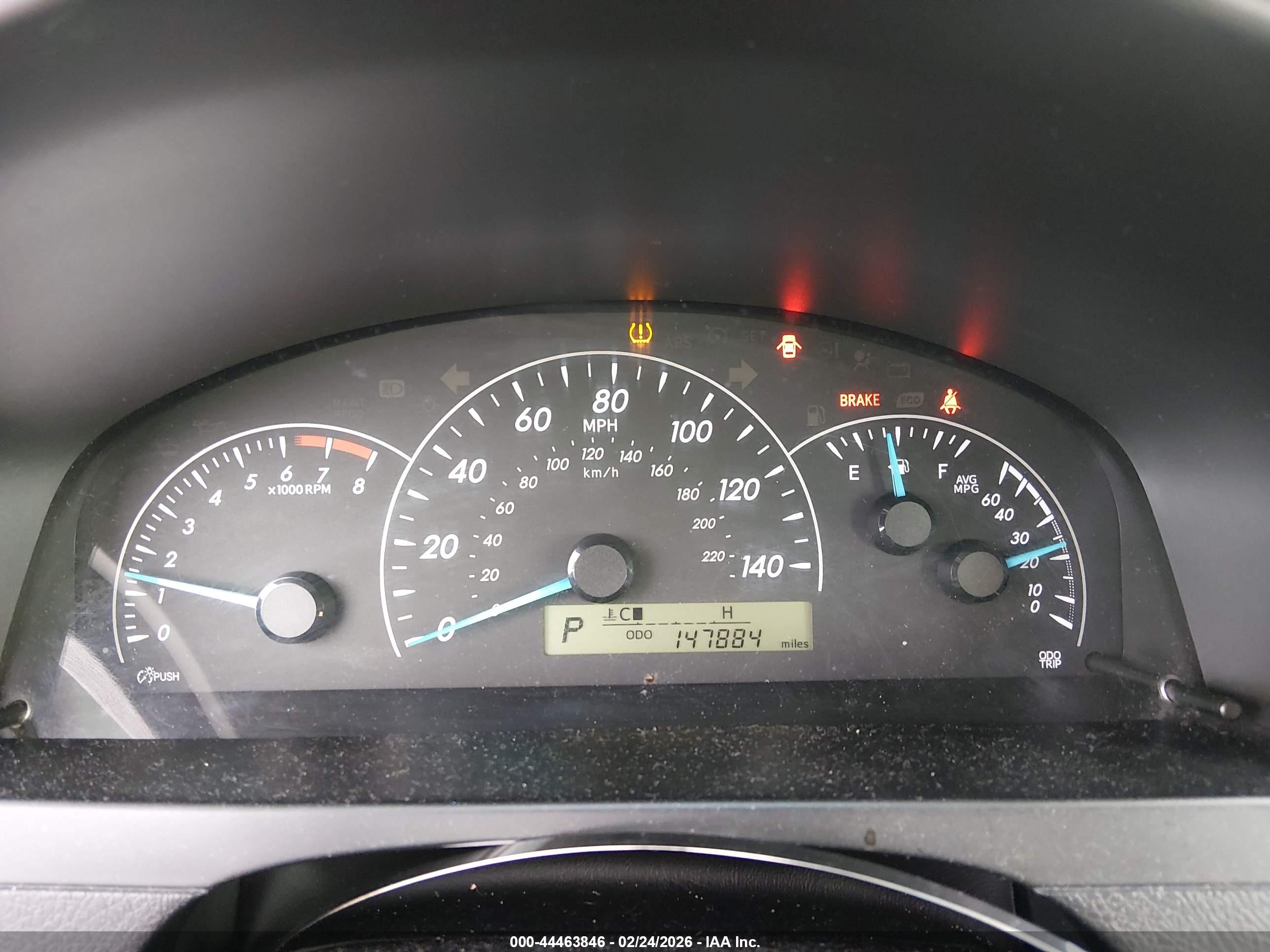 TOYOTA CAMRY image 7