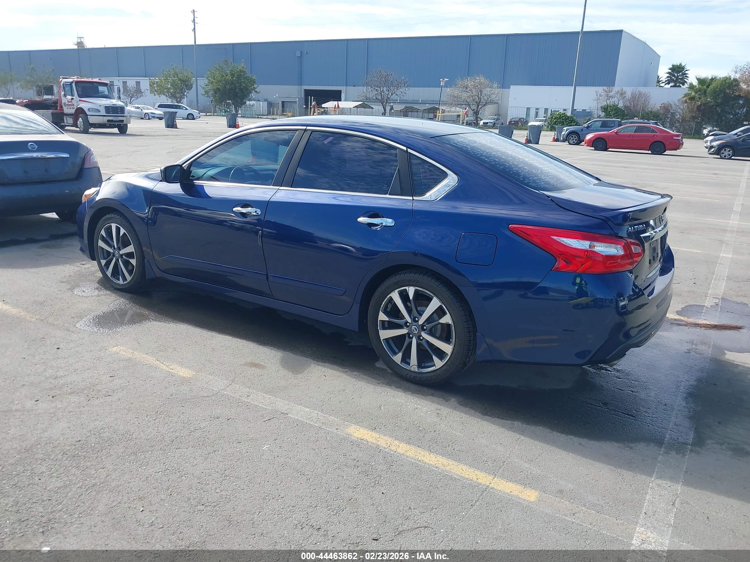 NISSAN ALTIMA image 3