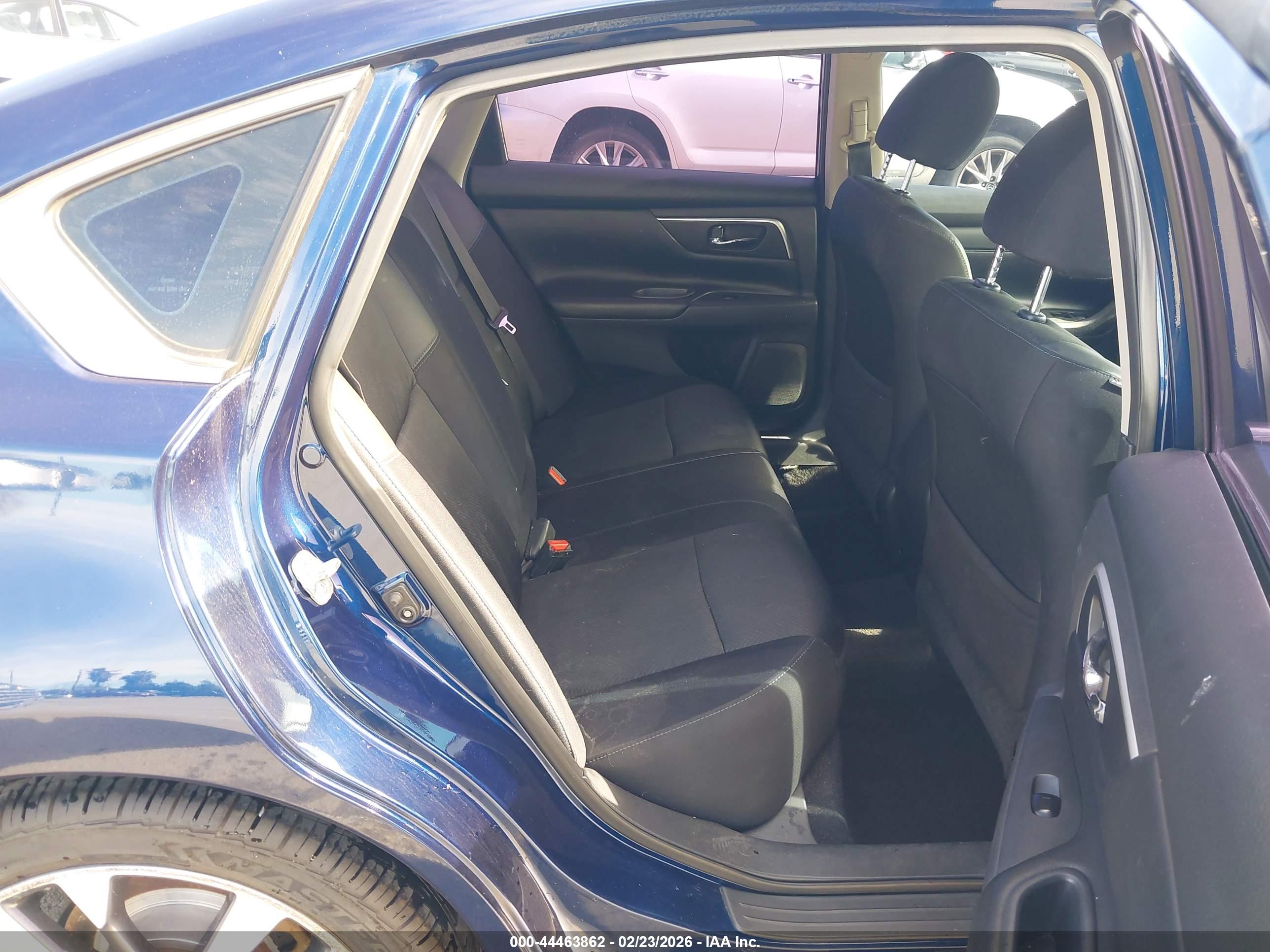 NISSAN ALTIMA image 8