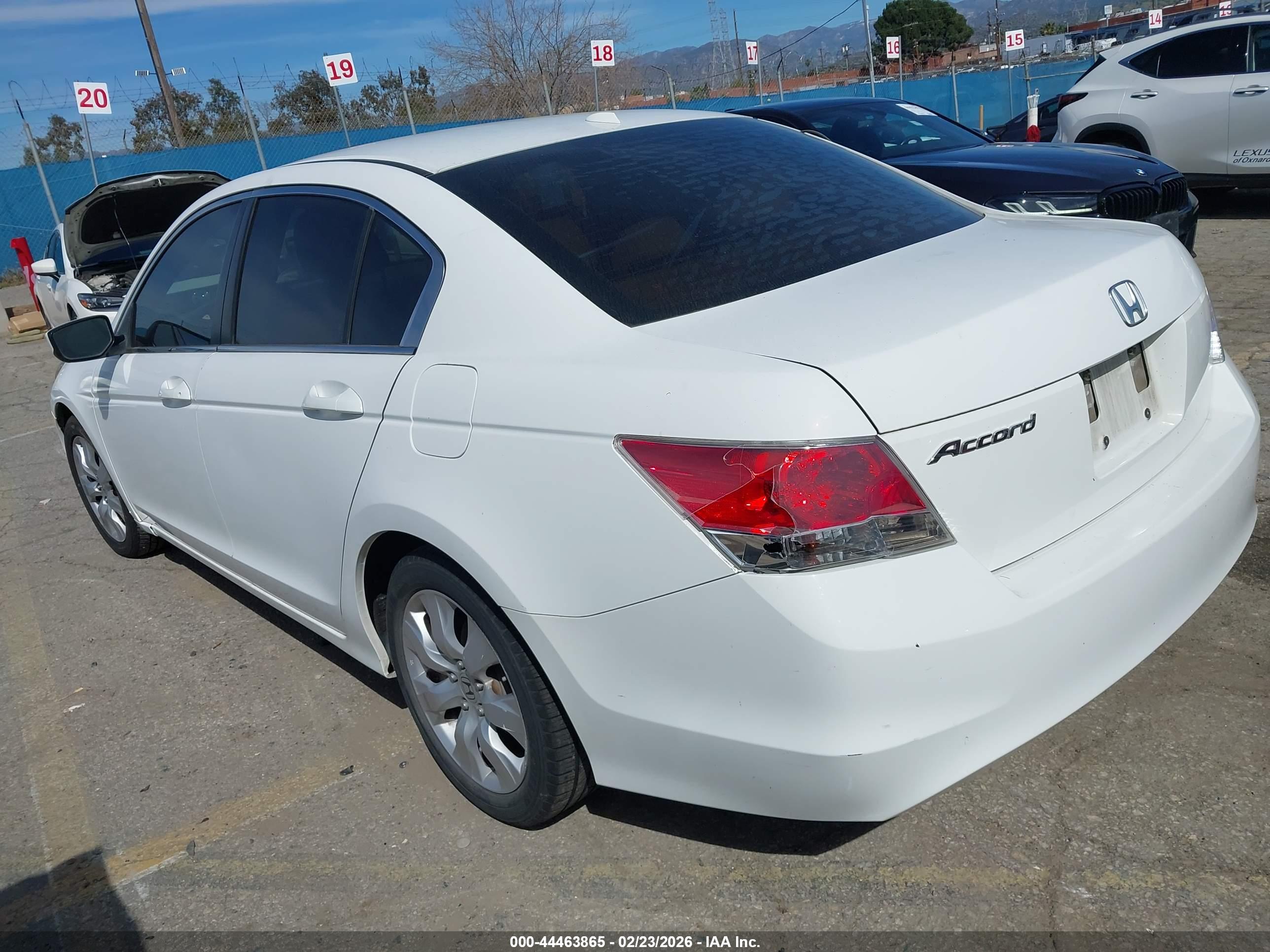 HONDA ACCORD image 3