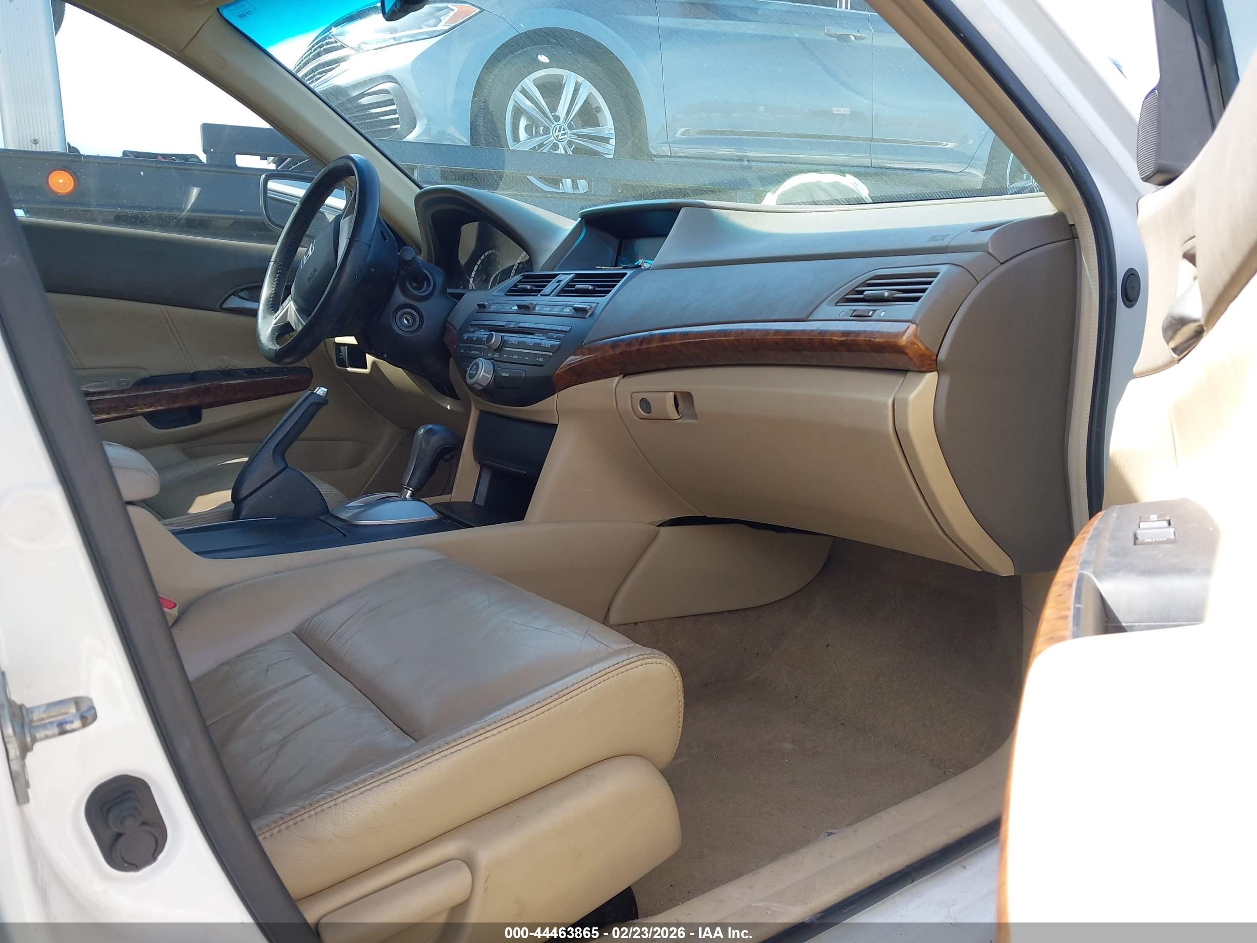 HONDA ACCORD image 5