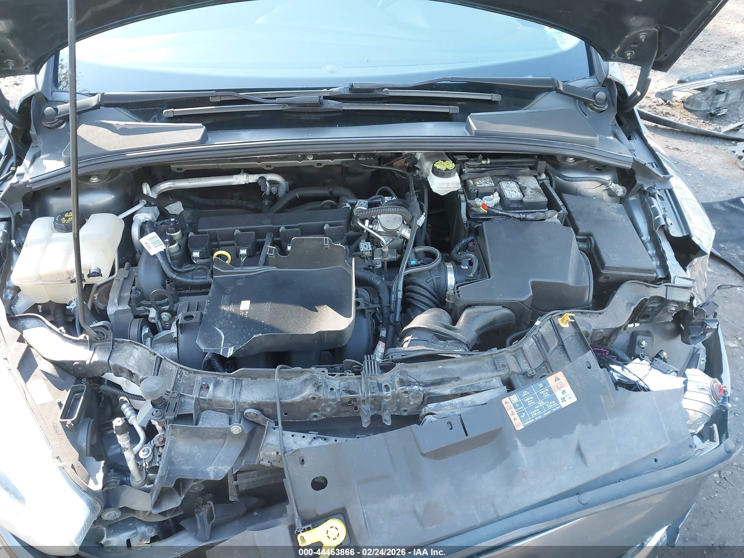 FORD FOCUS image 10
