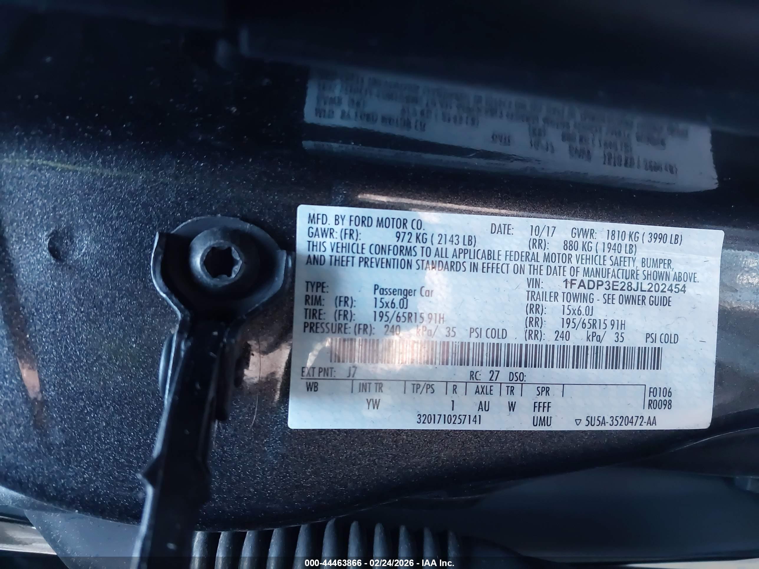 FORD FOCUS image 9