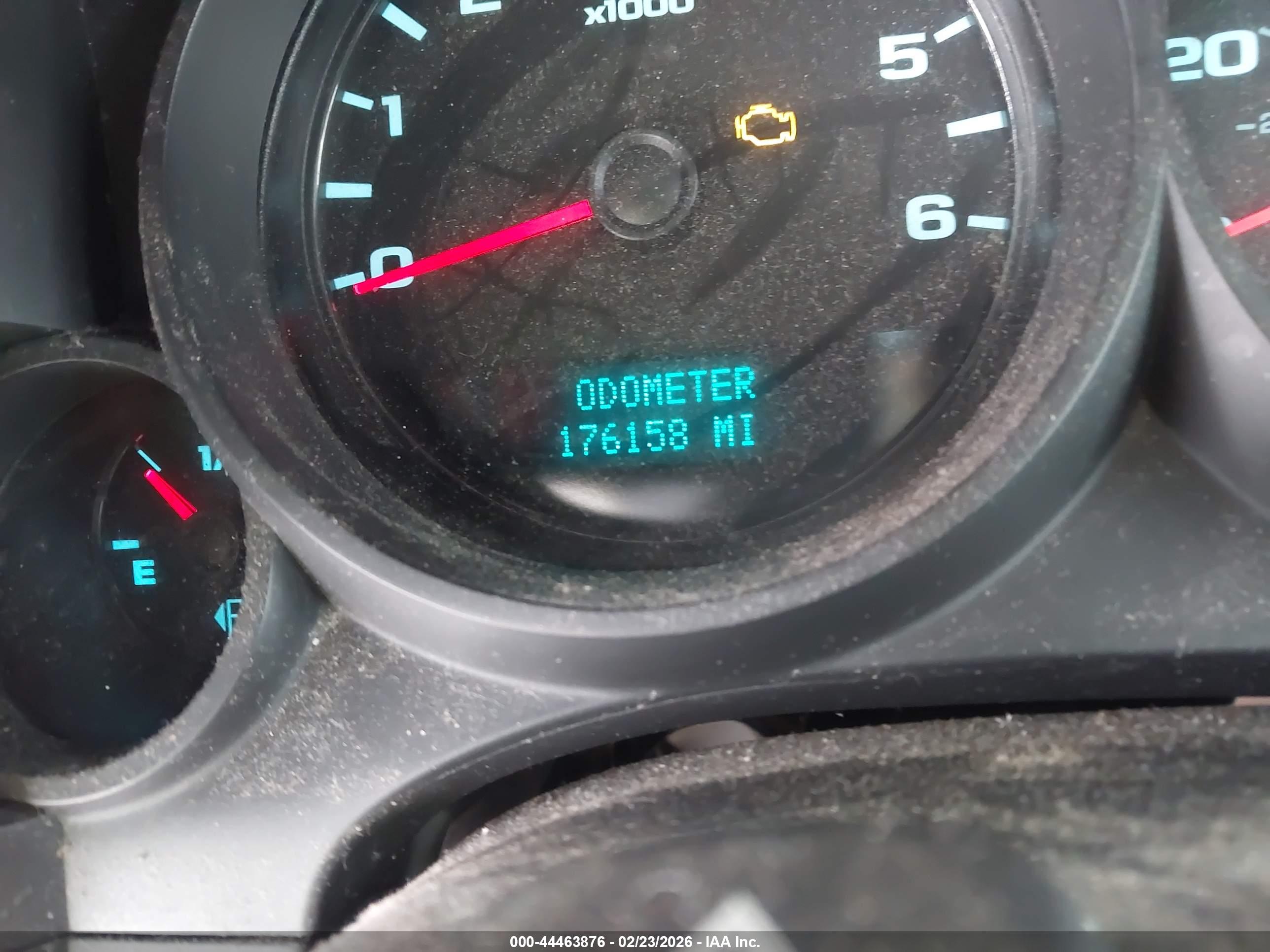 CHEVROLET SILVERADO image 7