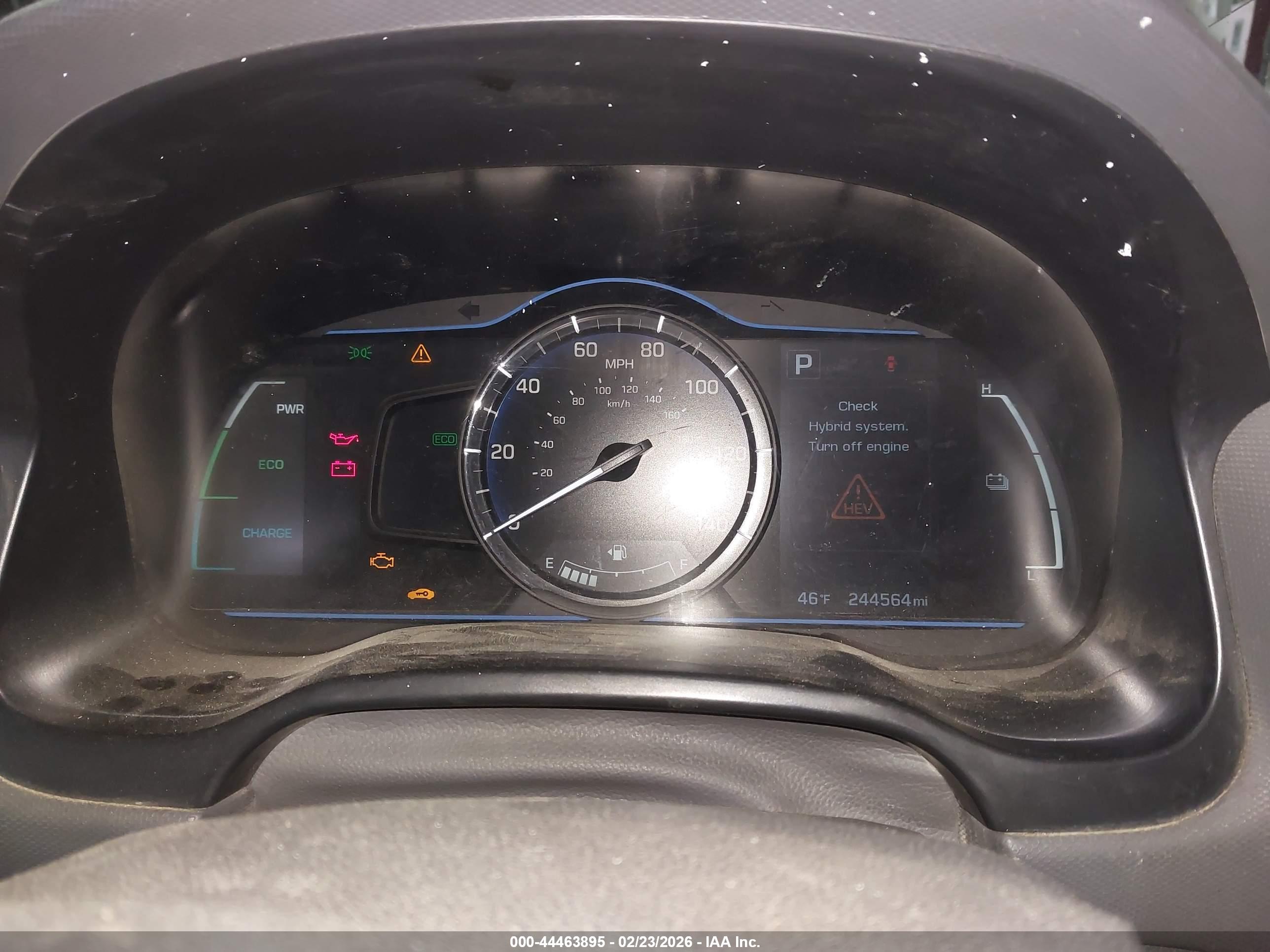 HYUNDAI IONIQ image 7