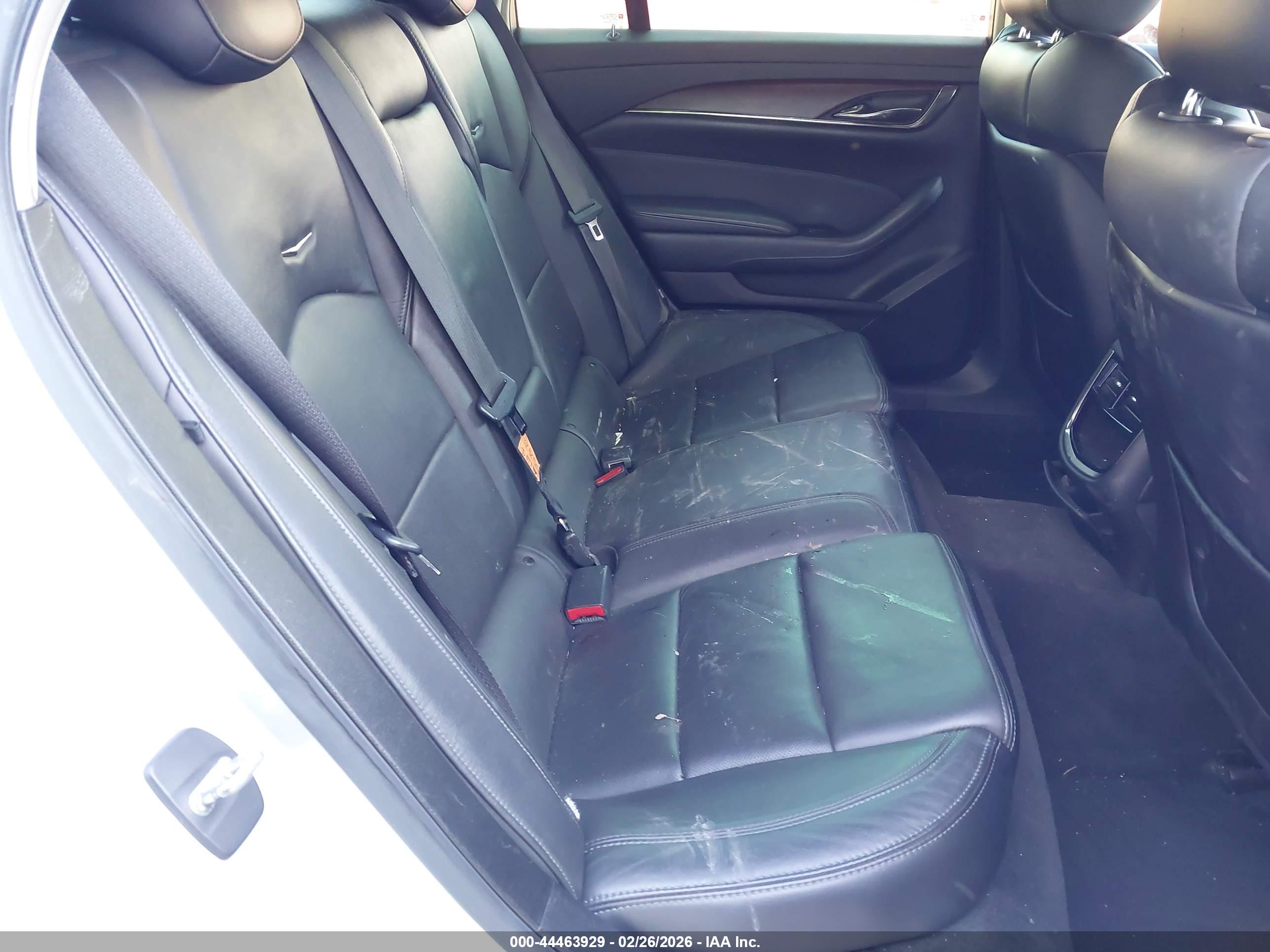 CADILLAC CTS image 8