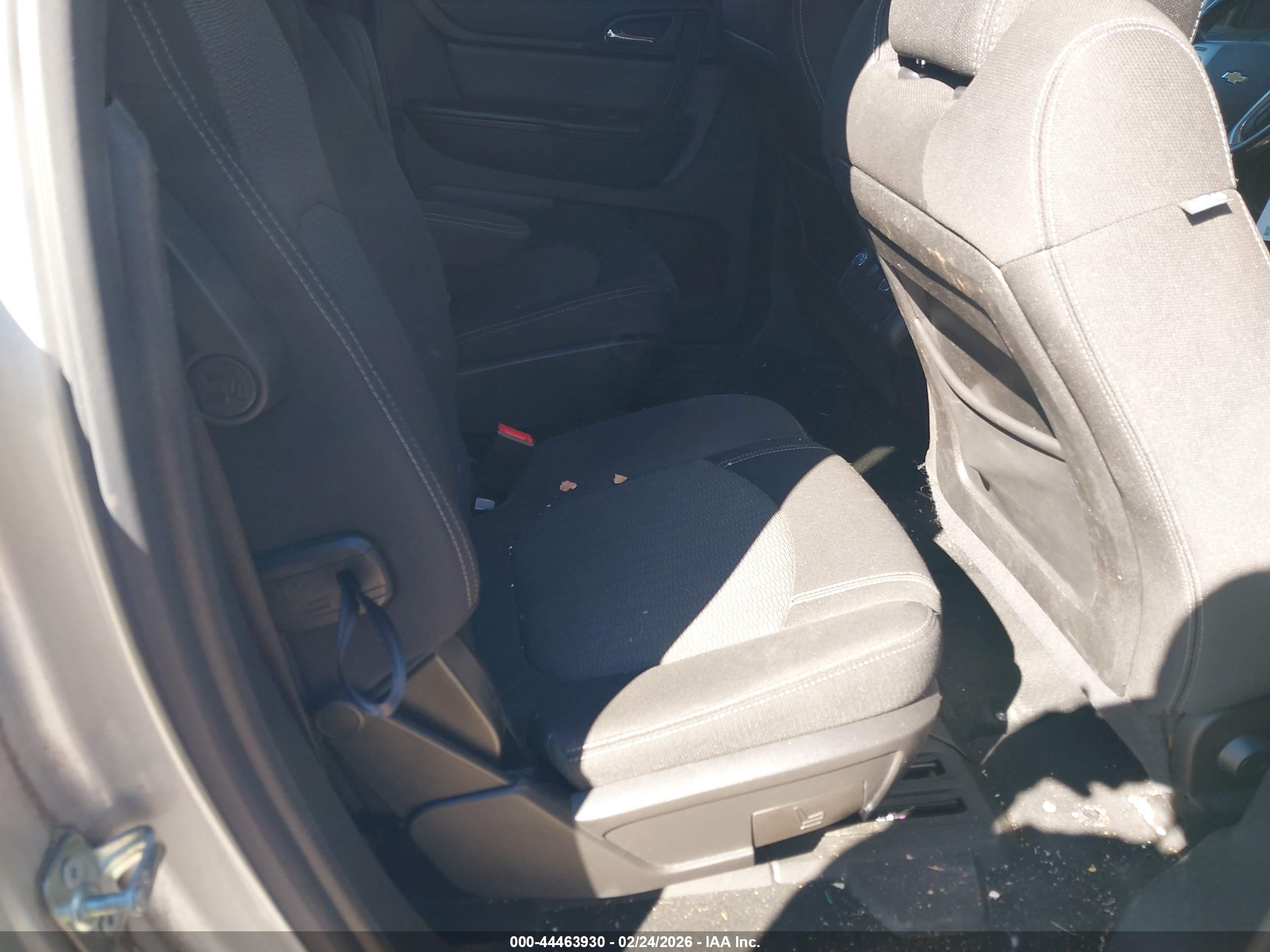 CHEVROLET TRAVERSE image 8