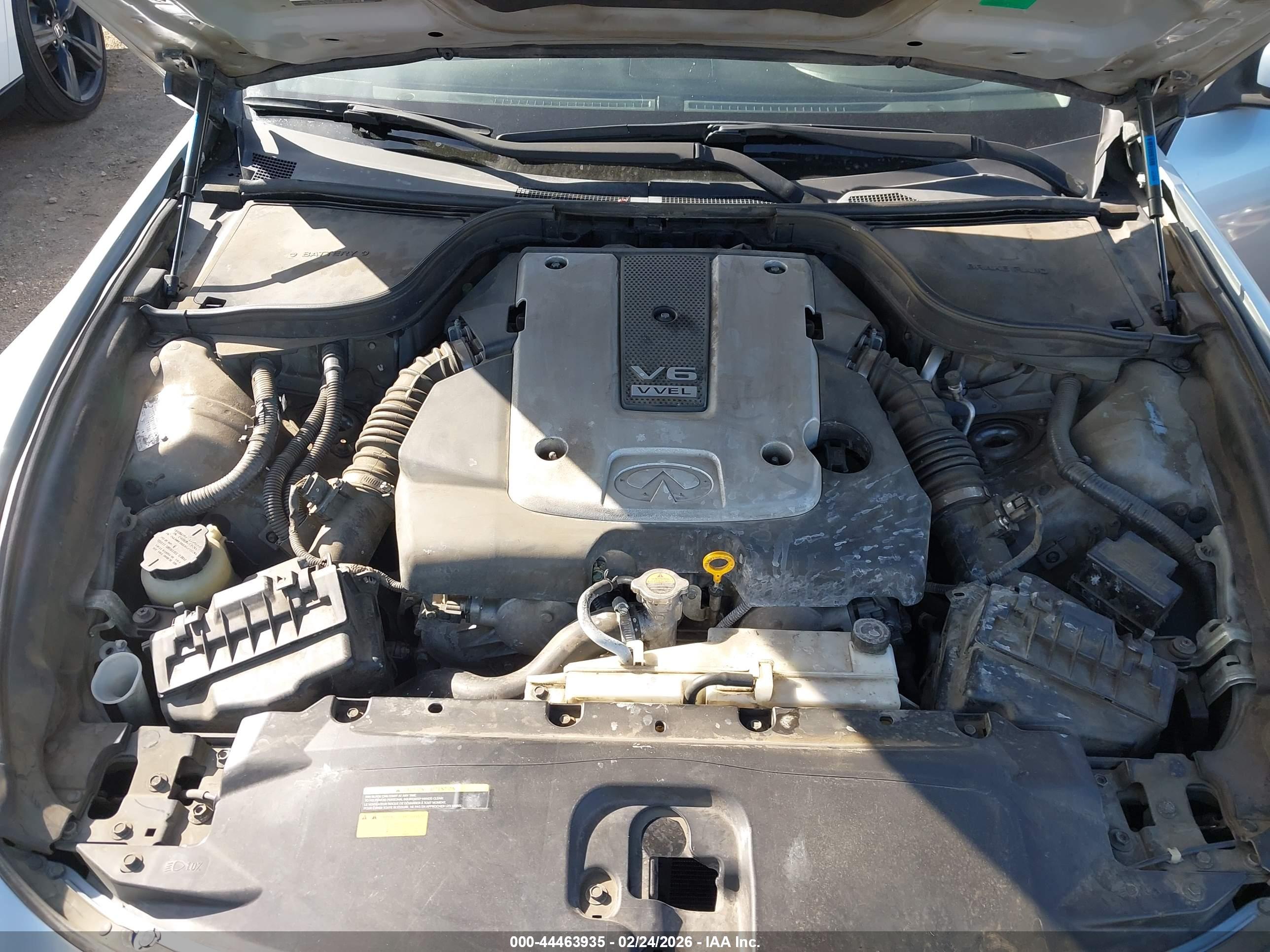 INFINITI G37 image 10
