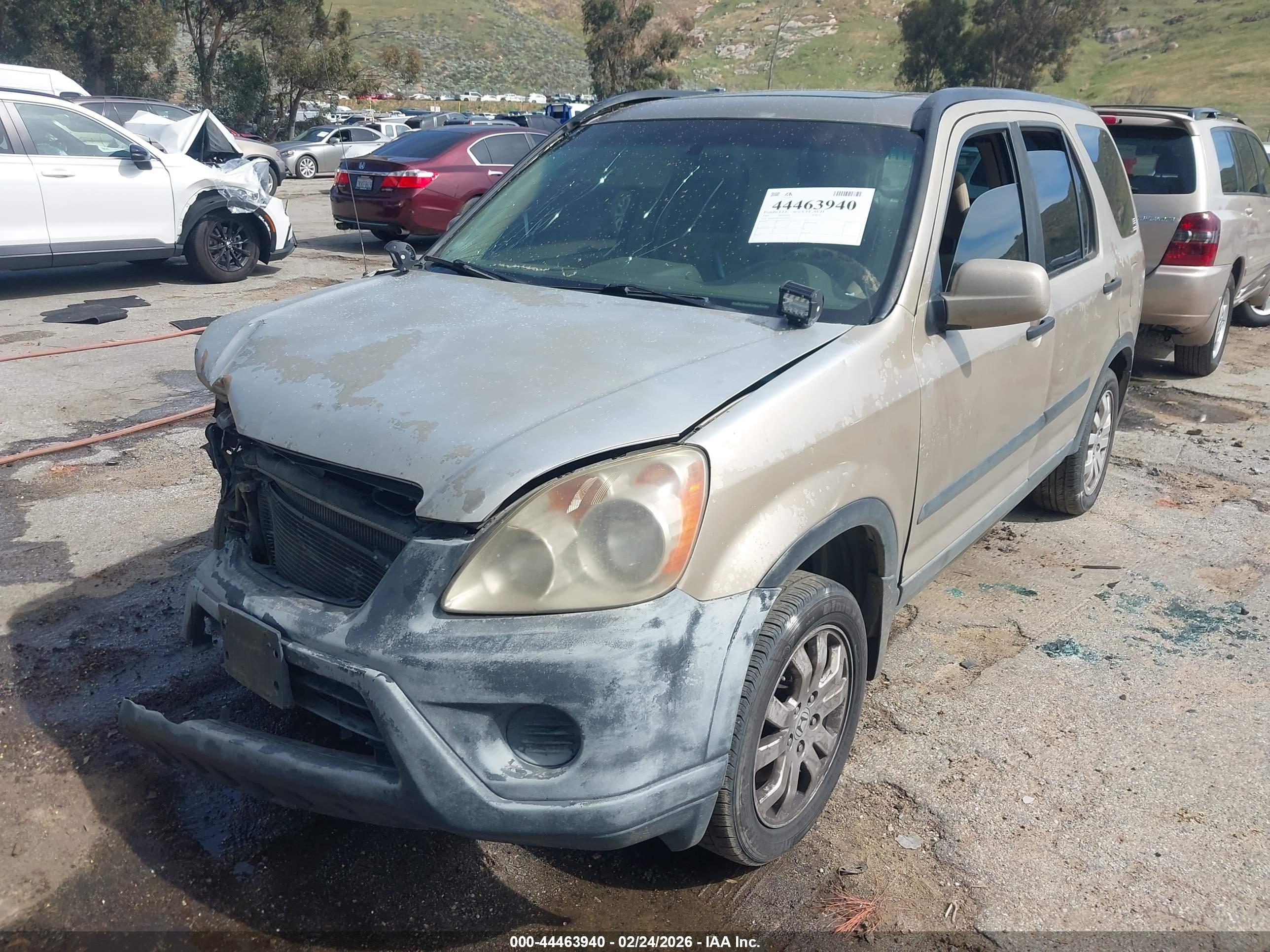 HONDA CR-V image 2