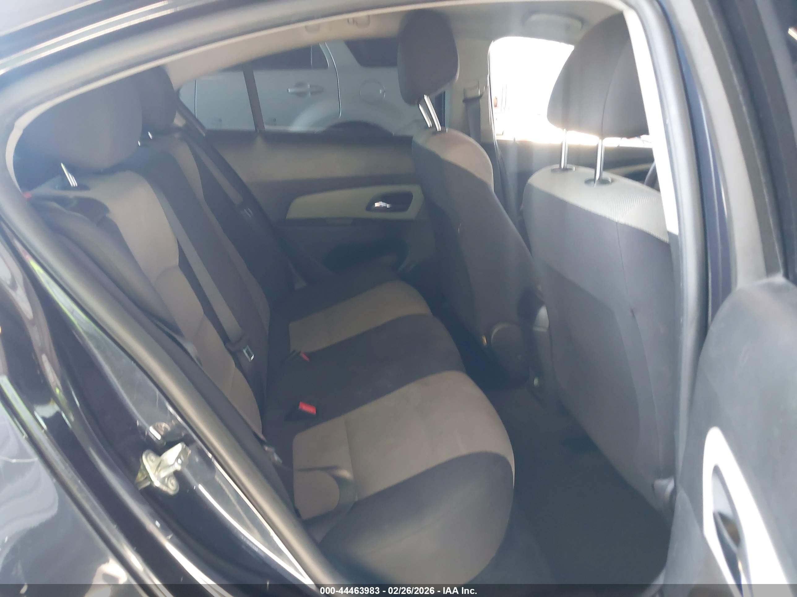 CHEVROLET CRUZE image 8