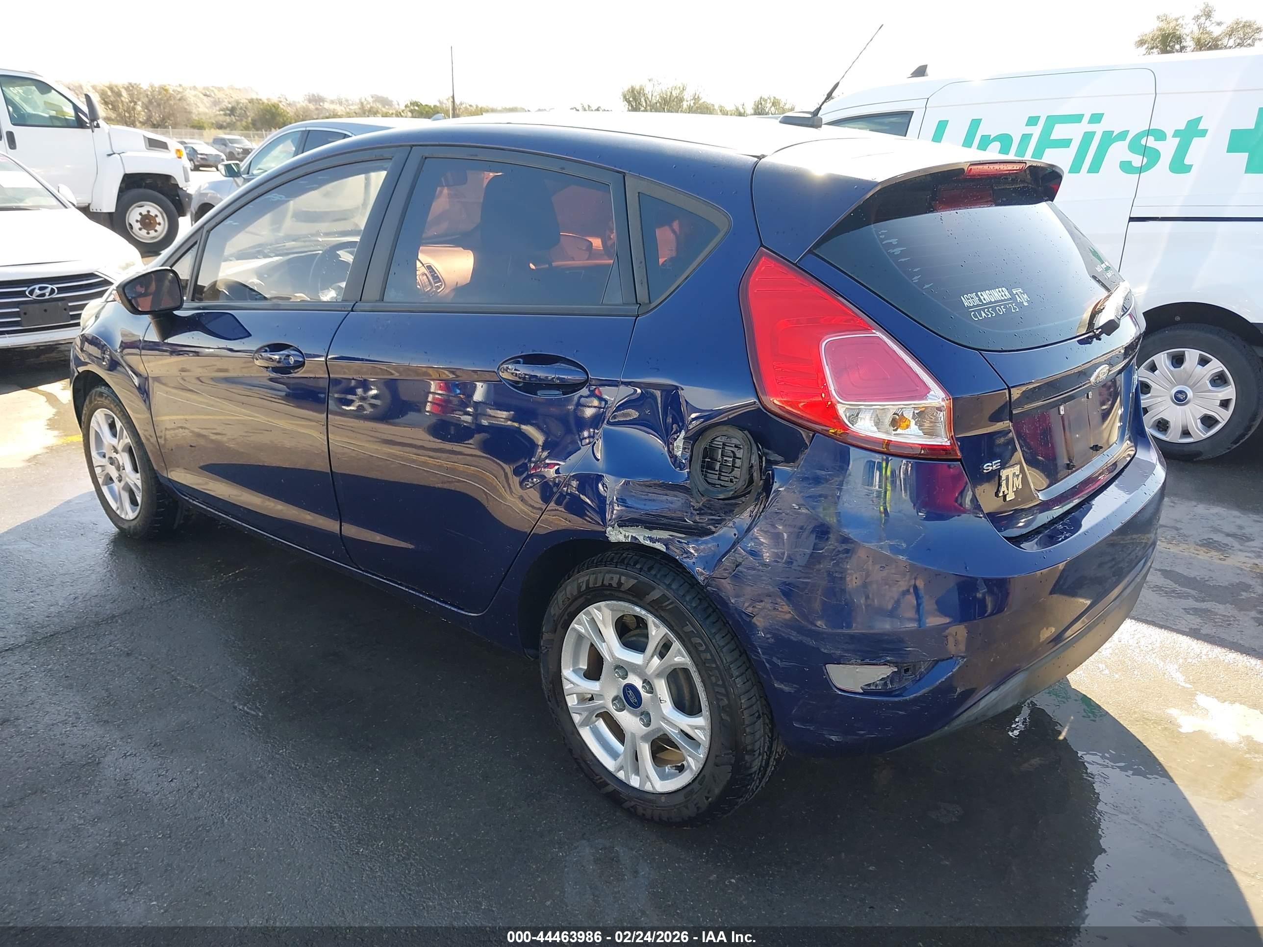 FORD FIESTA image 3