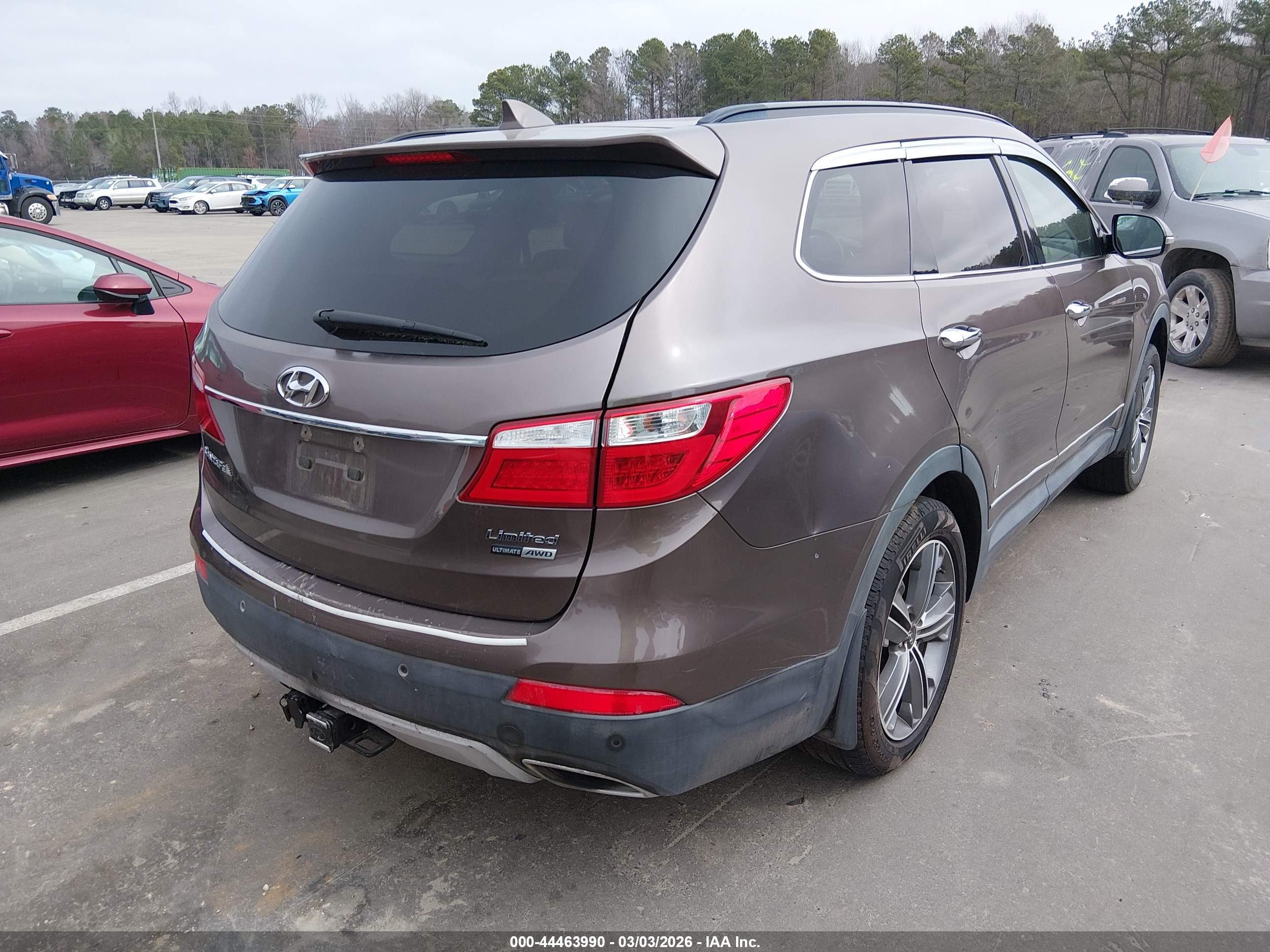 HYUNDAI SANTA image 4