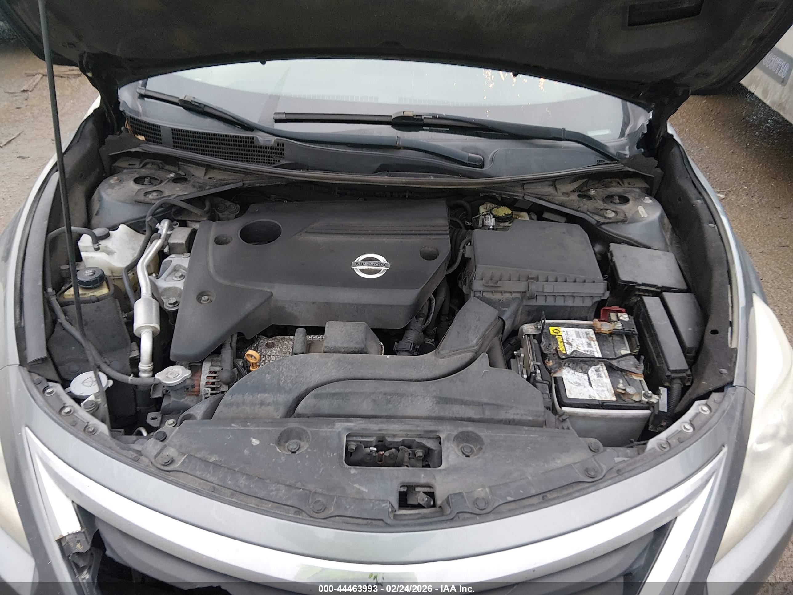 NISSAN ALTIMA image 10