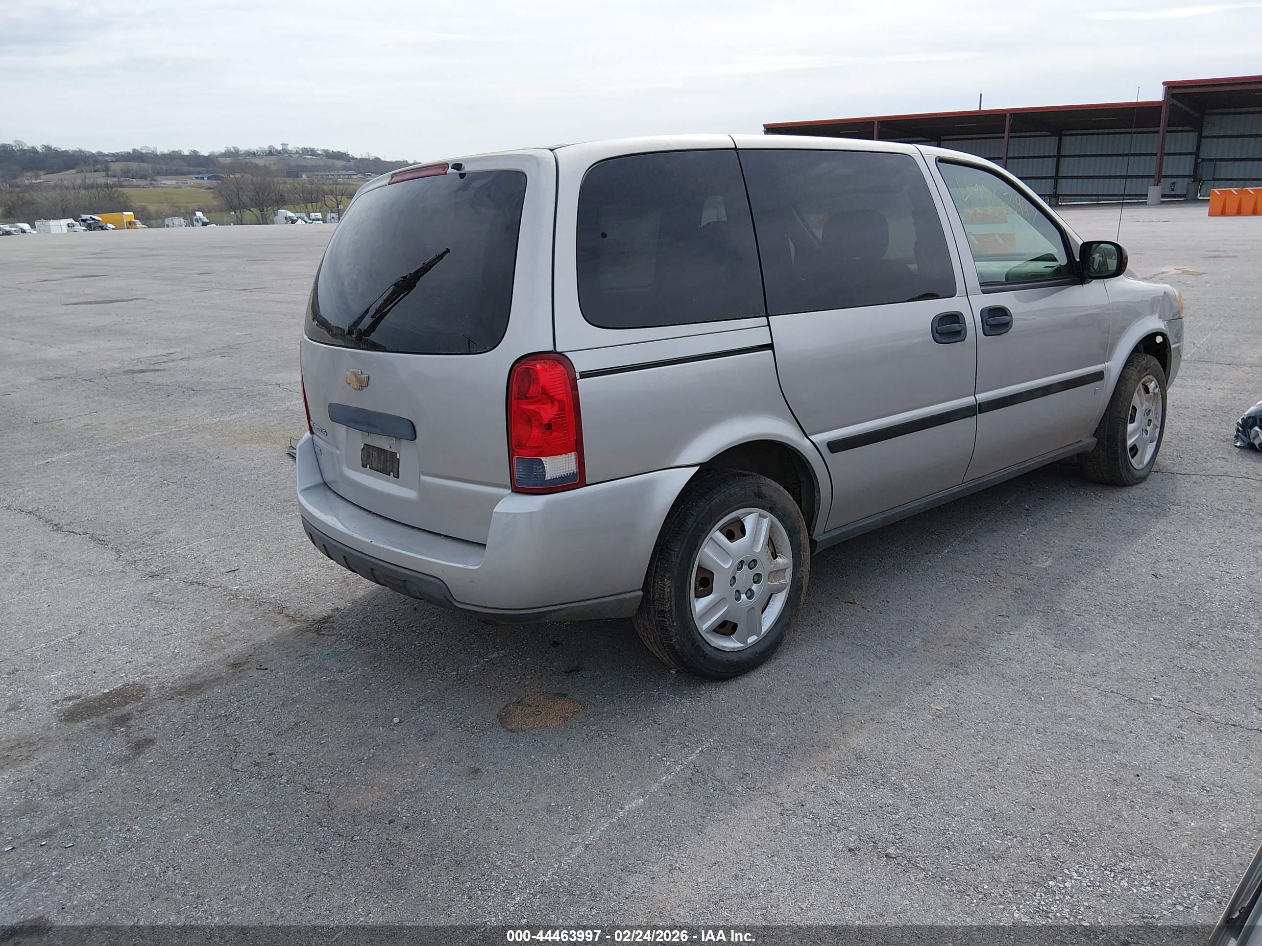 CHEVROLET UPLANDER image 4