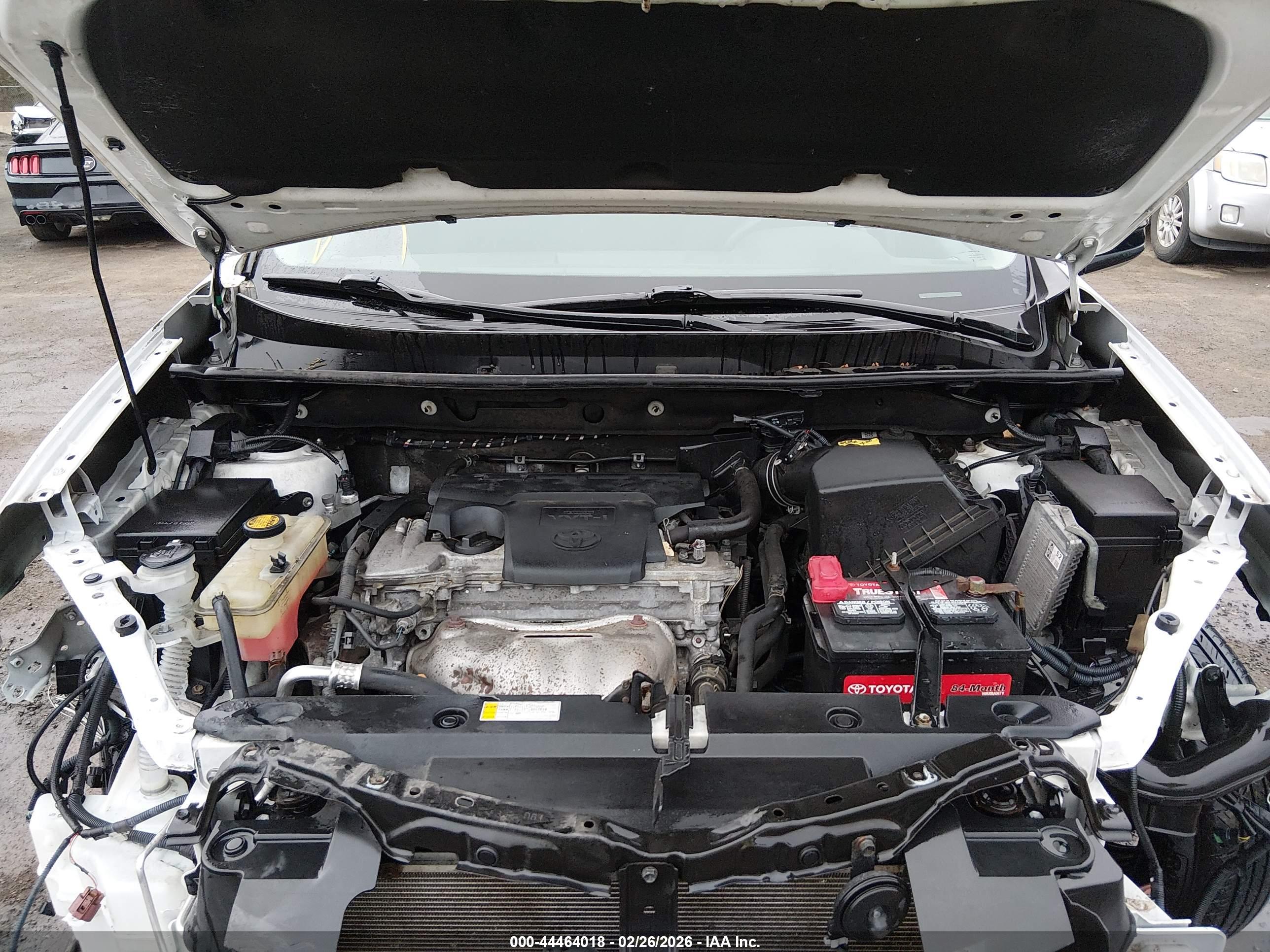TOYOTA RAV4 image 10