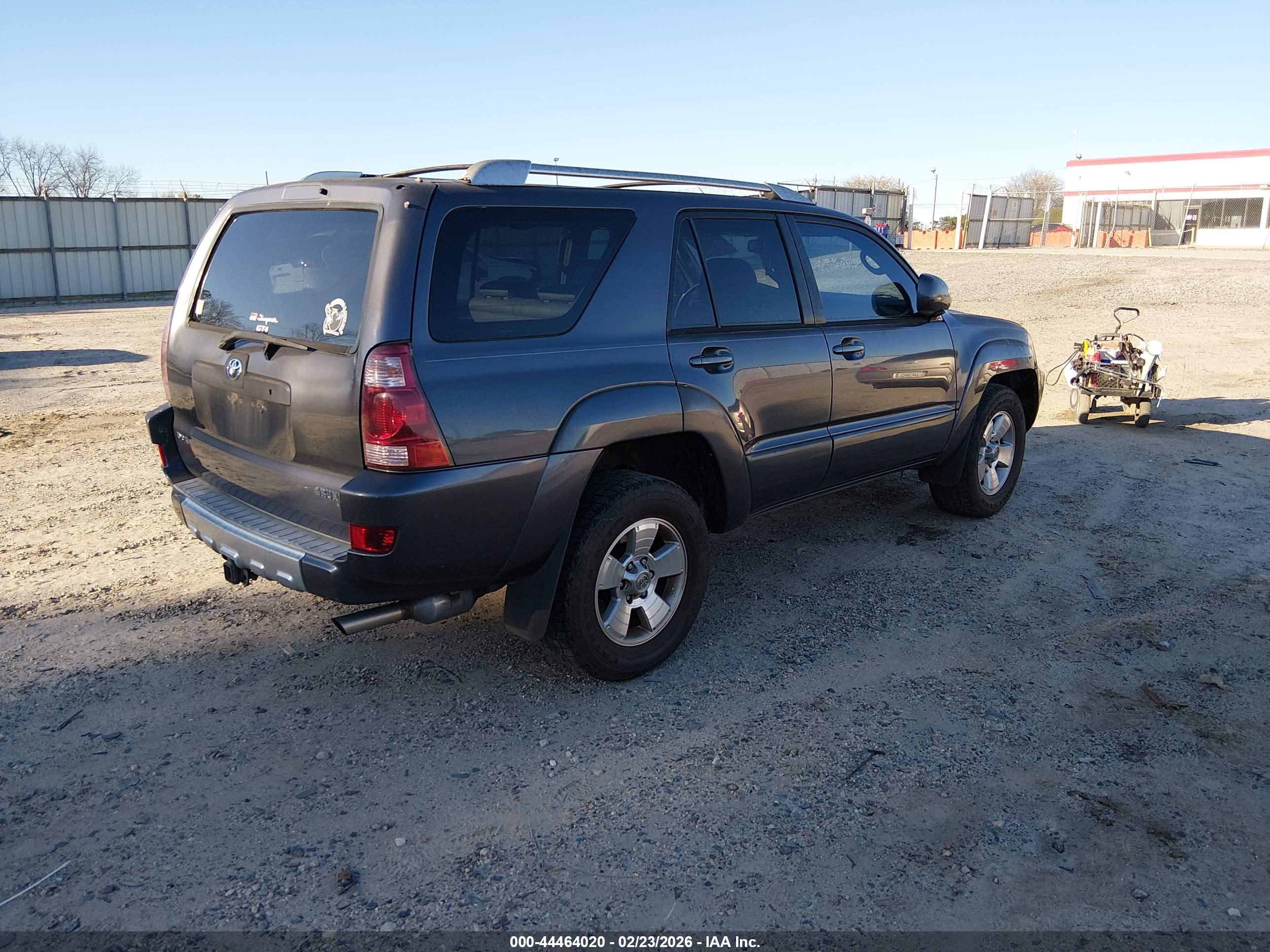 TOYOTA 4RUNNER image 4