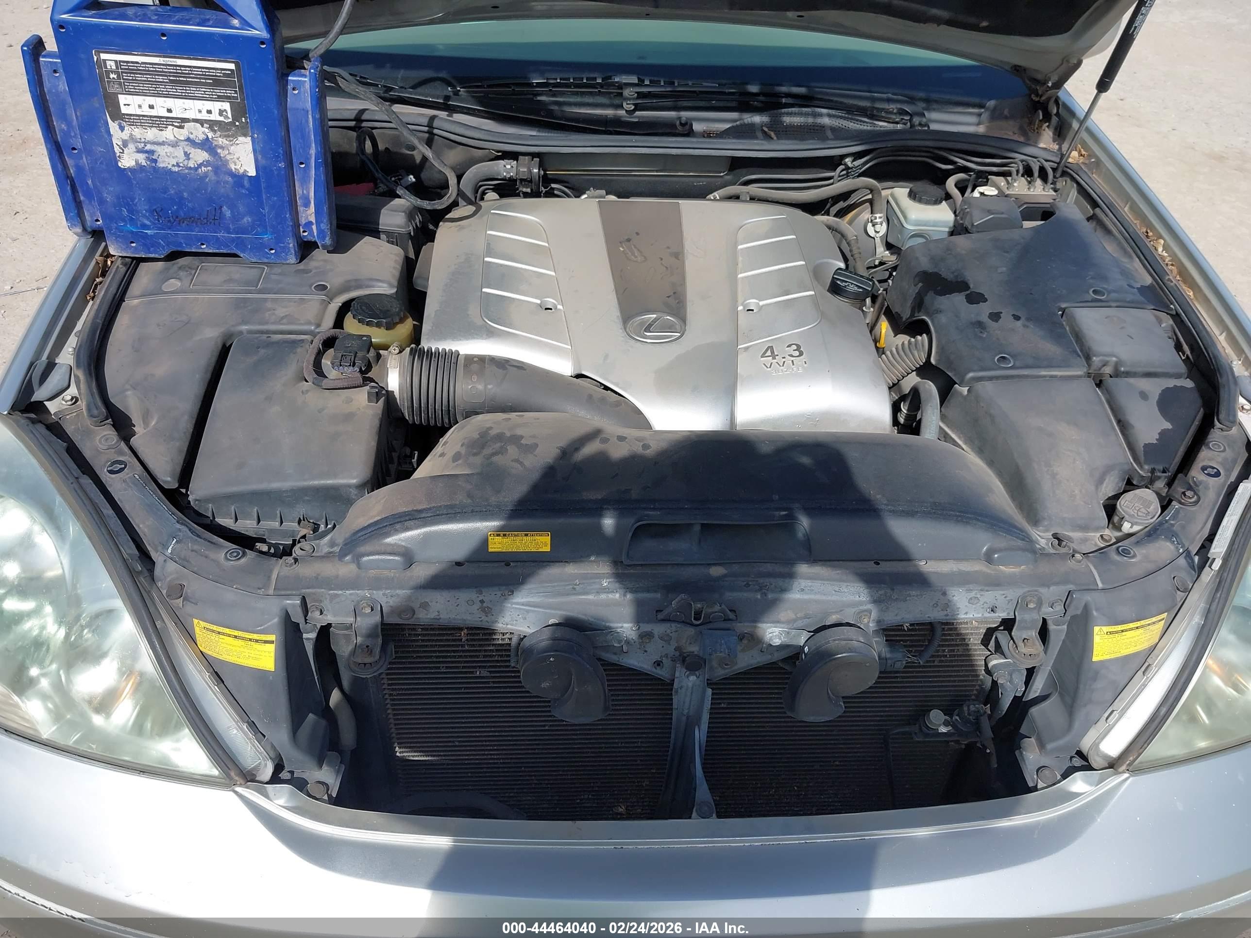 LEXUS LS image 10