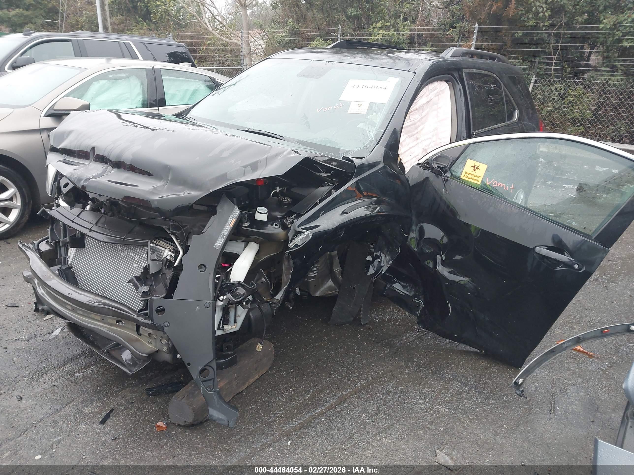CHEVROLET EQUINOX image 2