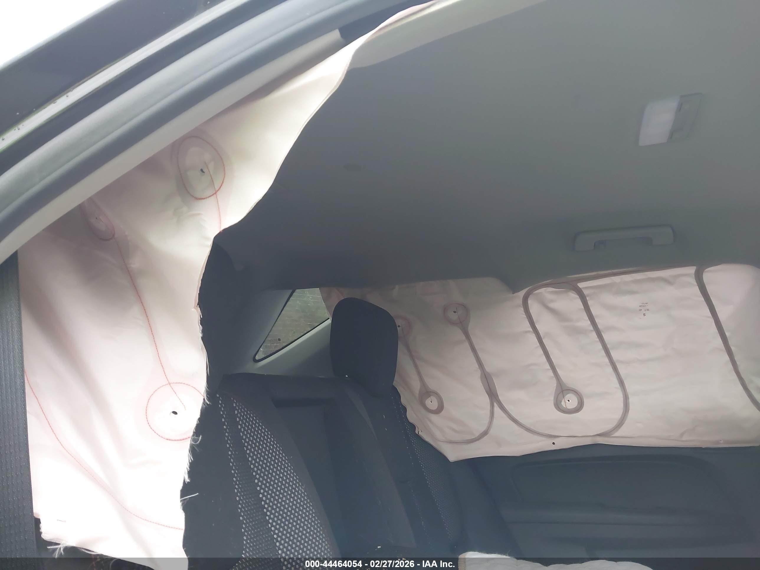 CHEVROLET EQUINOX image 8