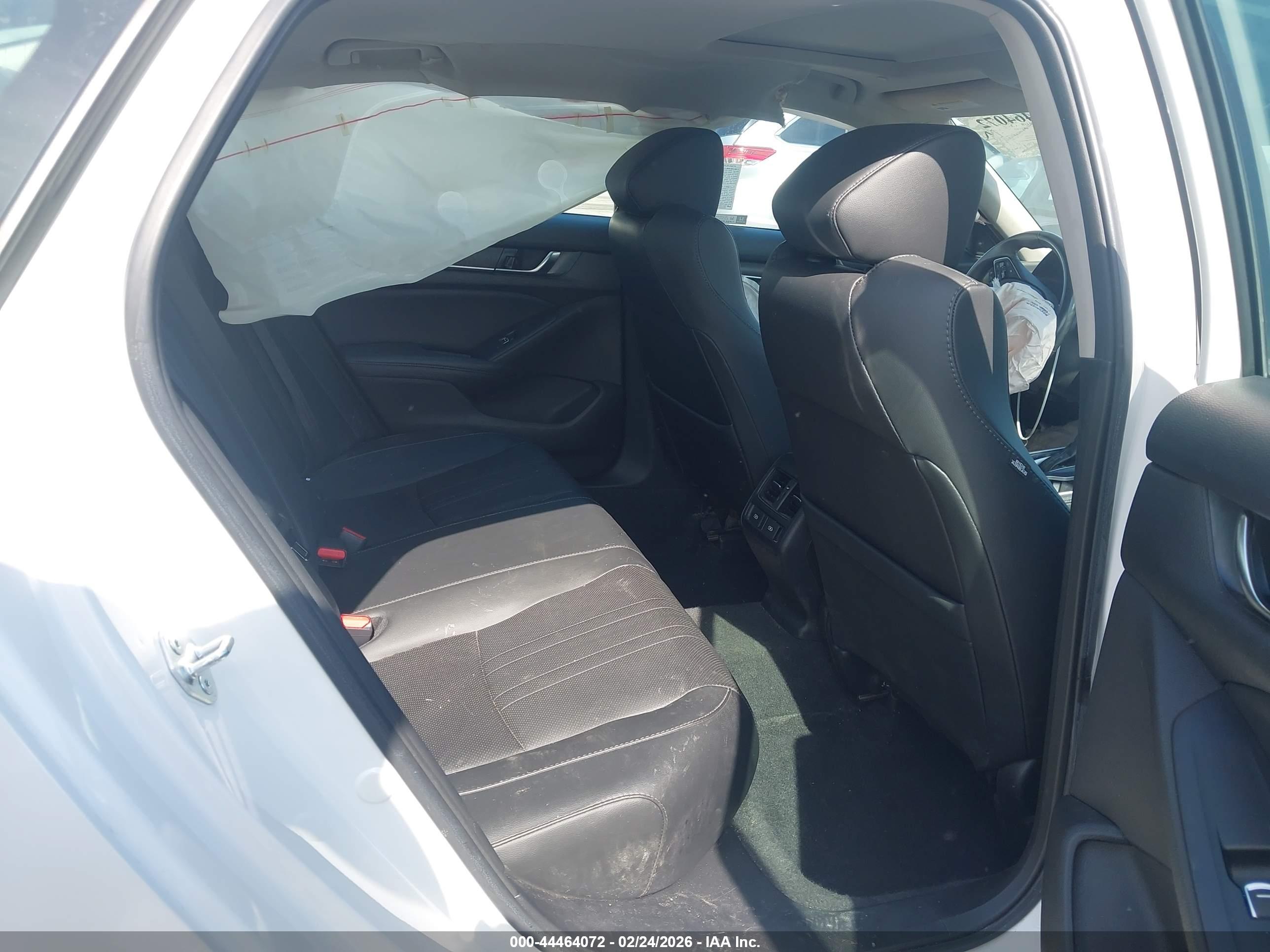 HONDA ACCORD image 8