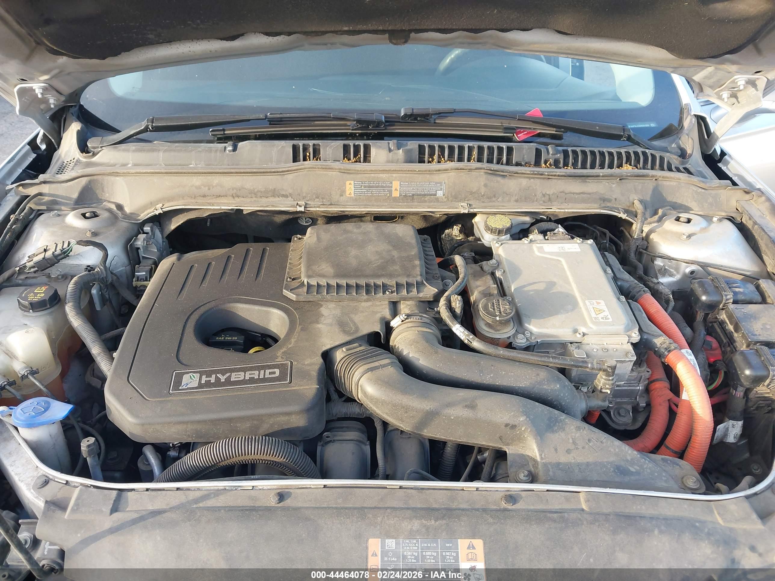 FORD FUSION image 10