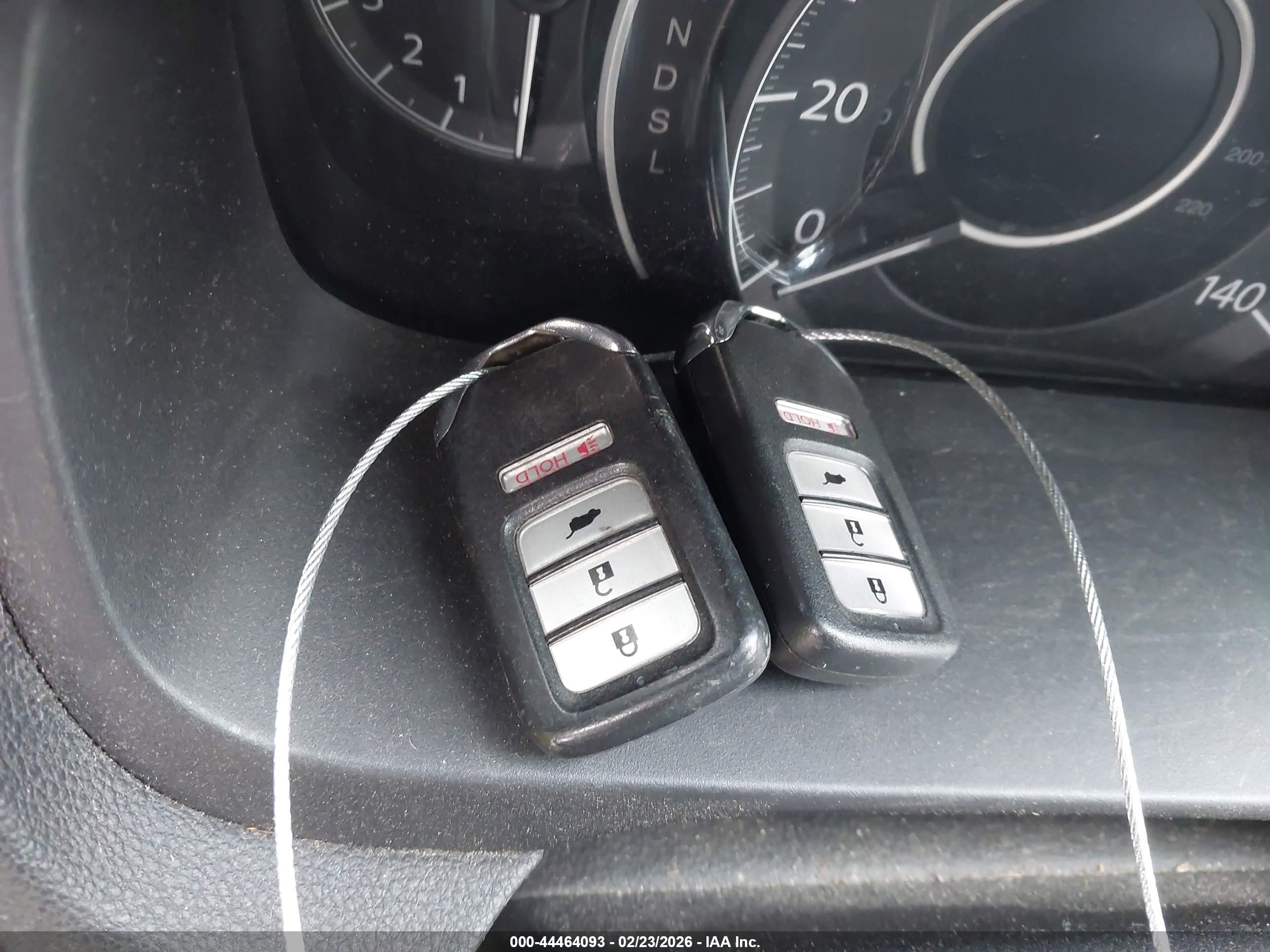 HONDA CR-V image 11