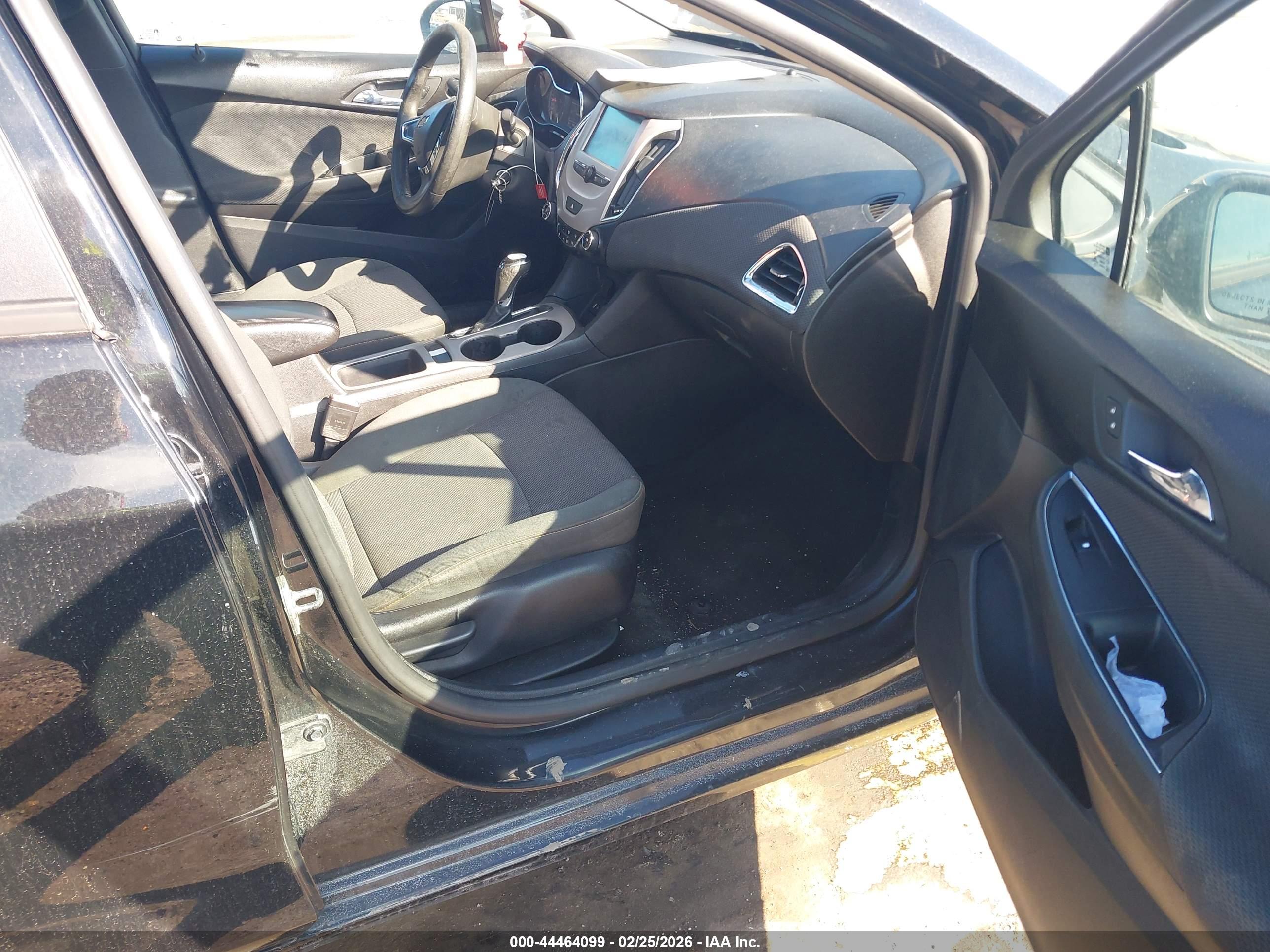 CHEVROLET CRUZE image 5