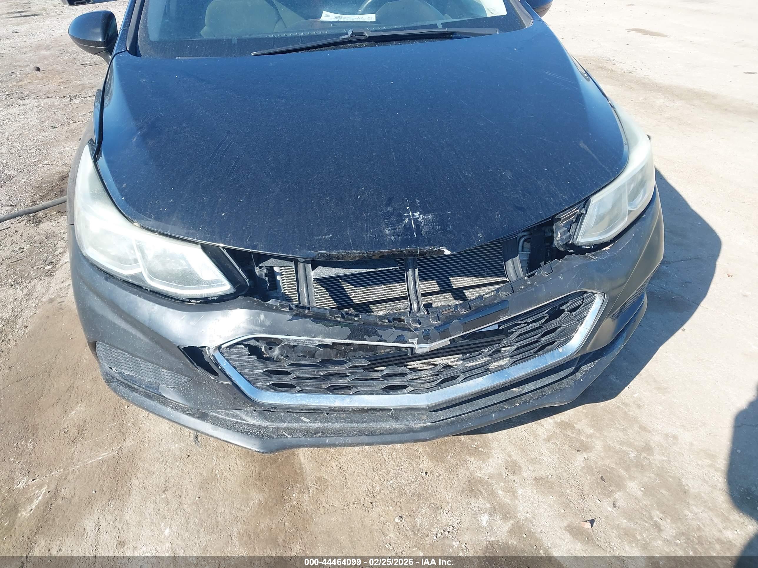 CHEVROLET CRUZE image 6