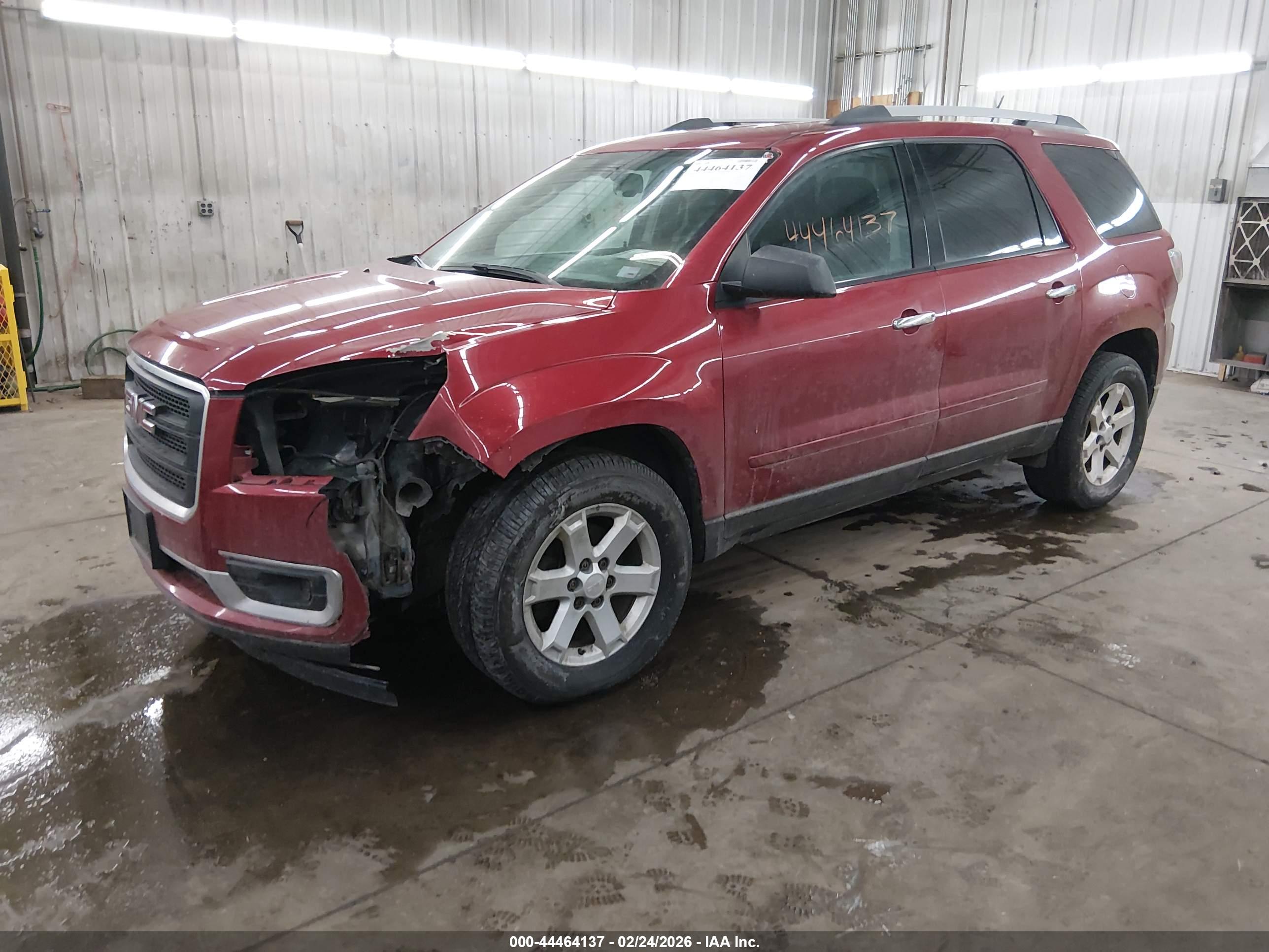 GMC ACADIA image 2