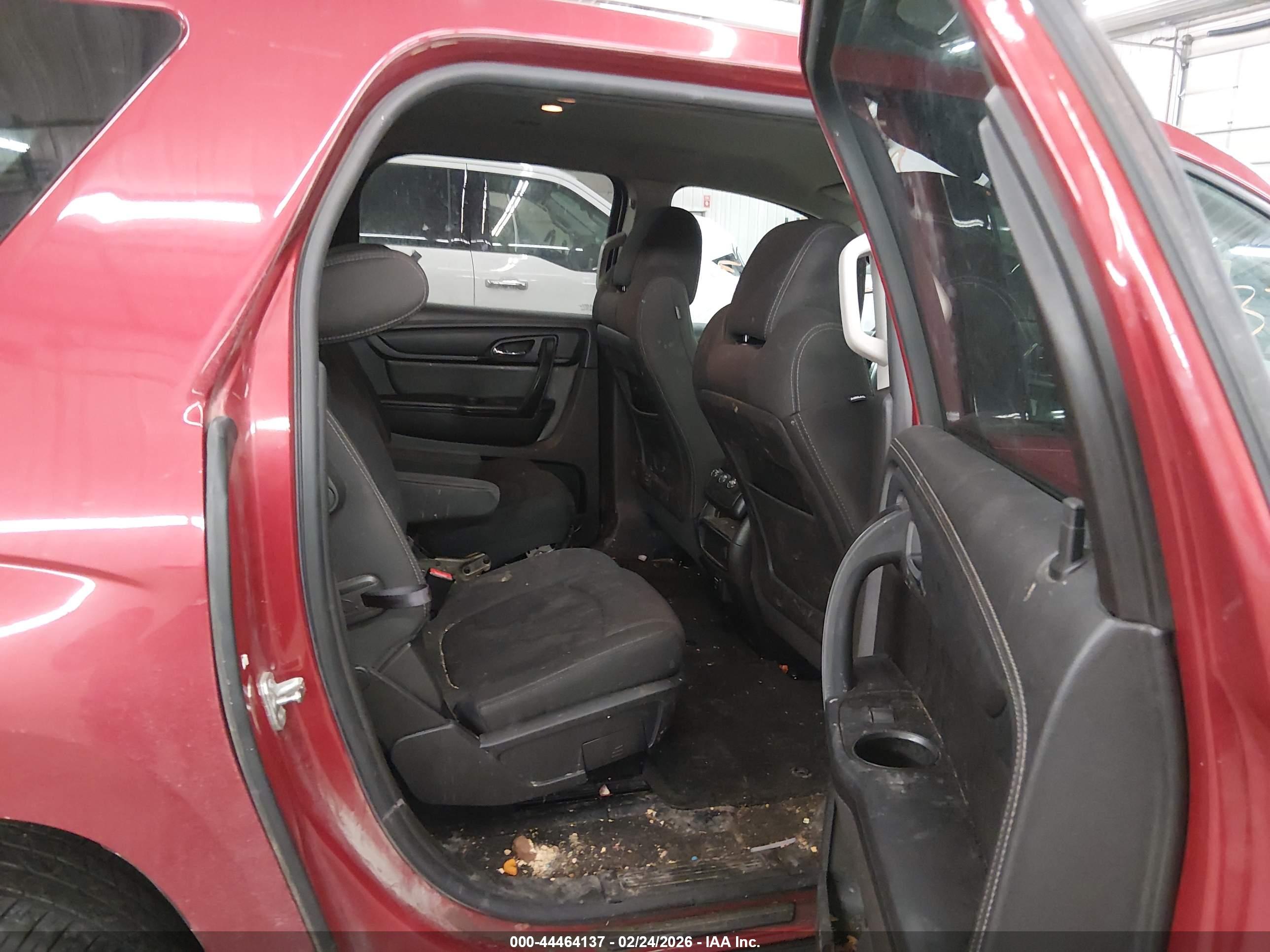 GMC ACADIA image 8