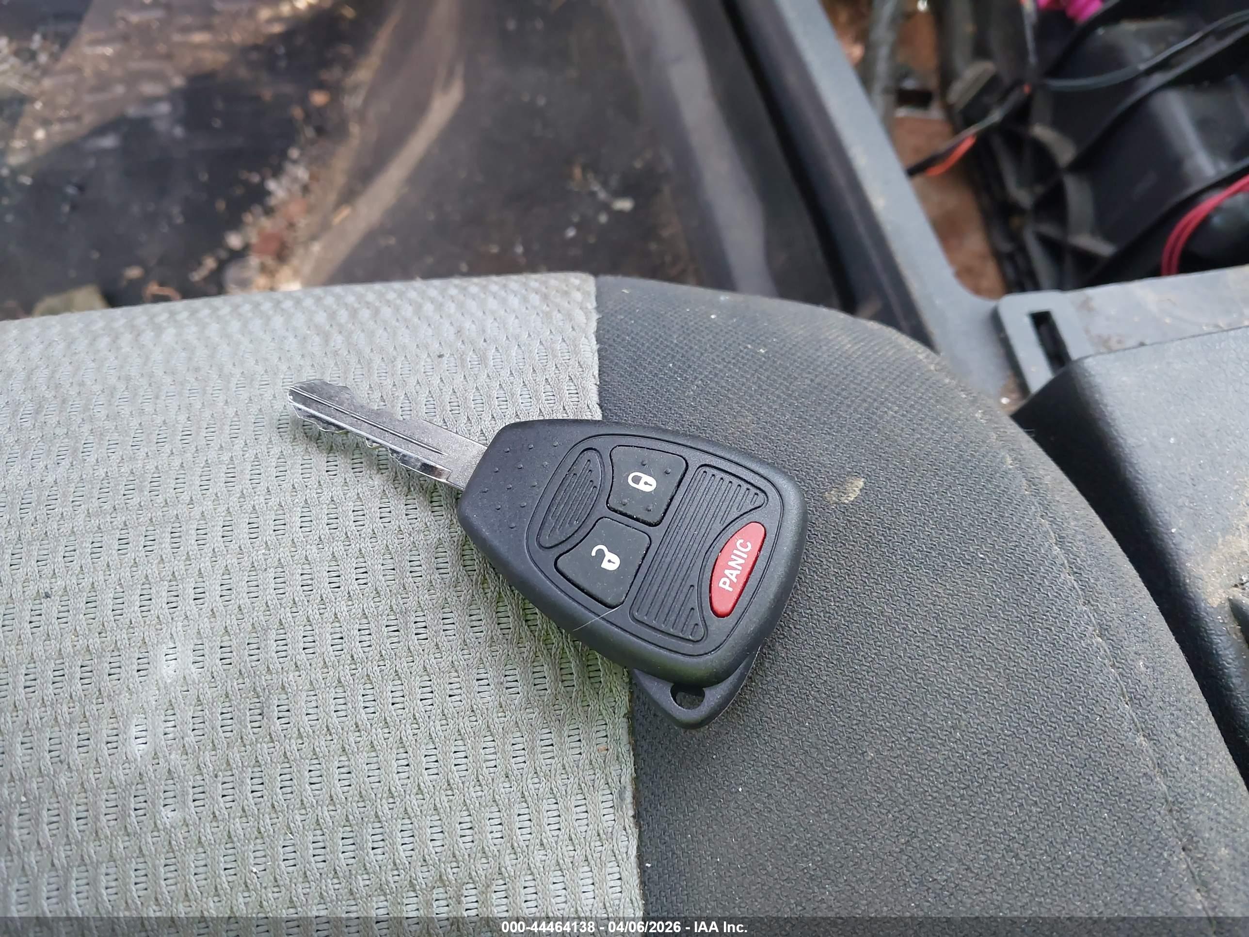 DODGE NITRO image 11