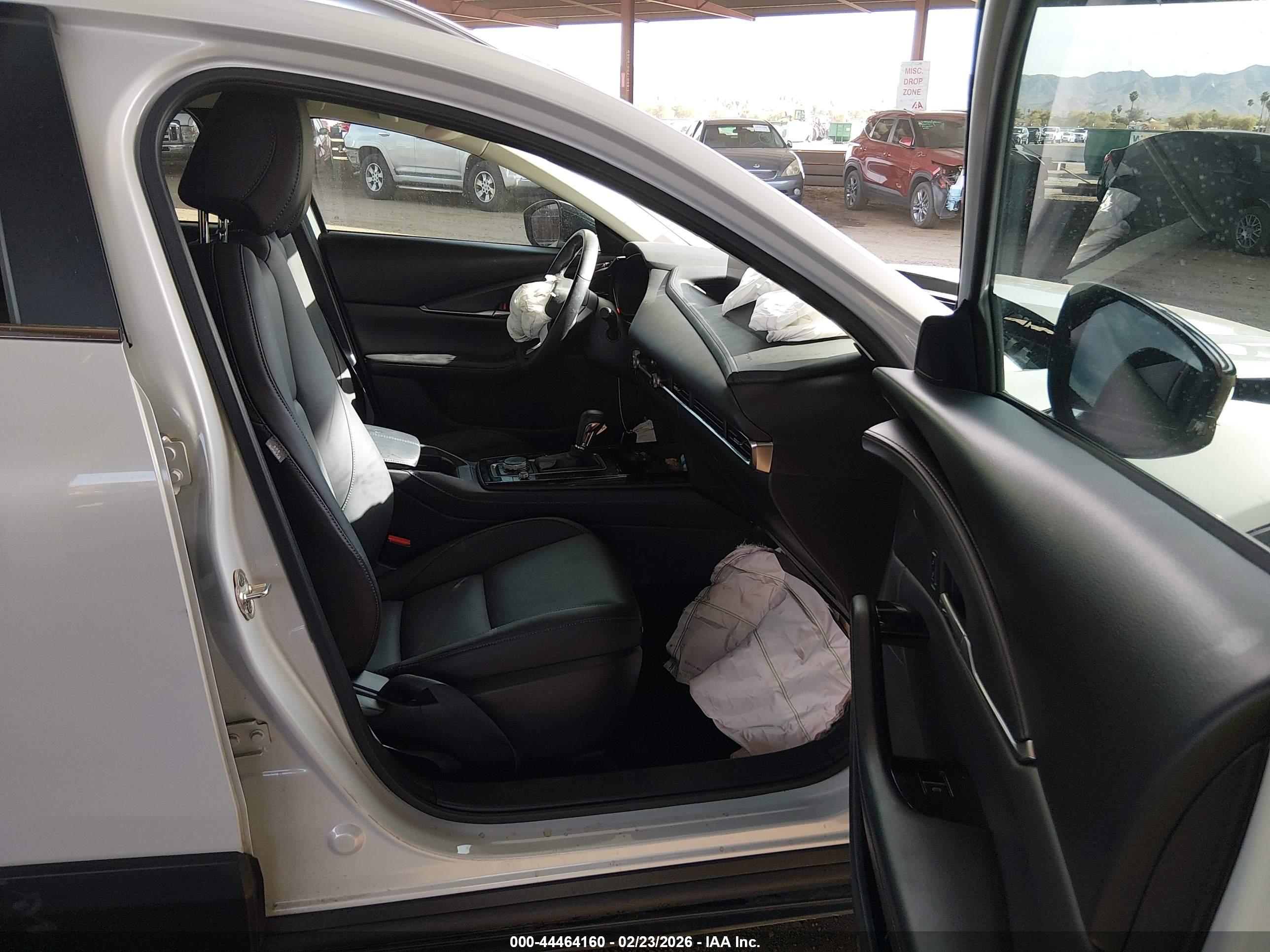 MAZDA CX-30 image 5