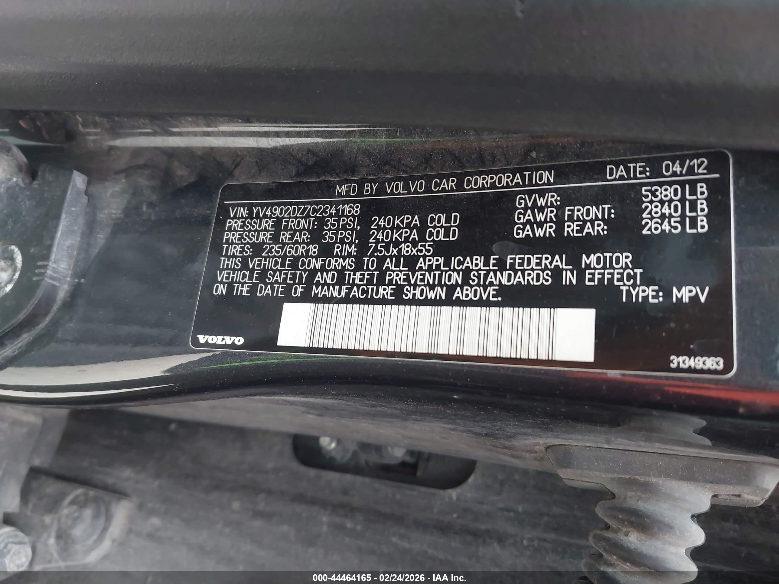 VOLVO XC60 image 9