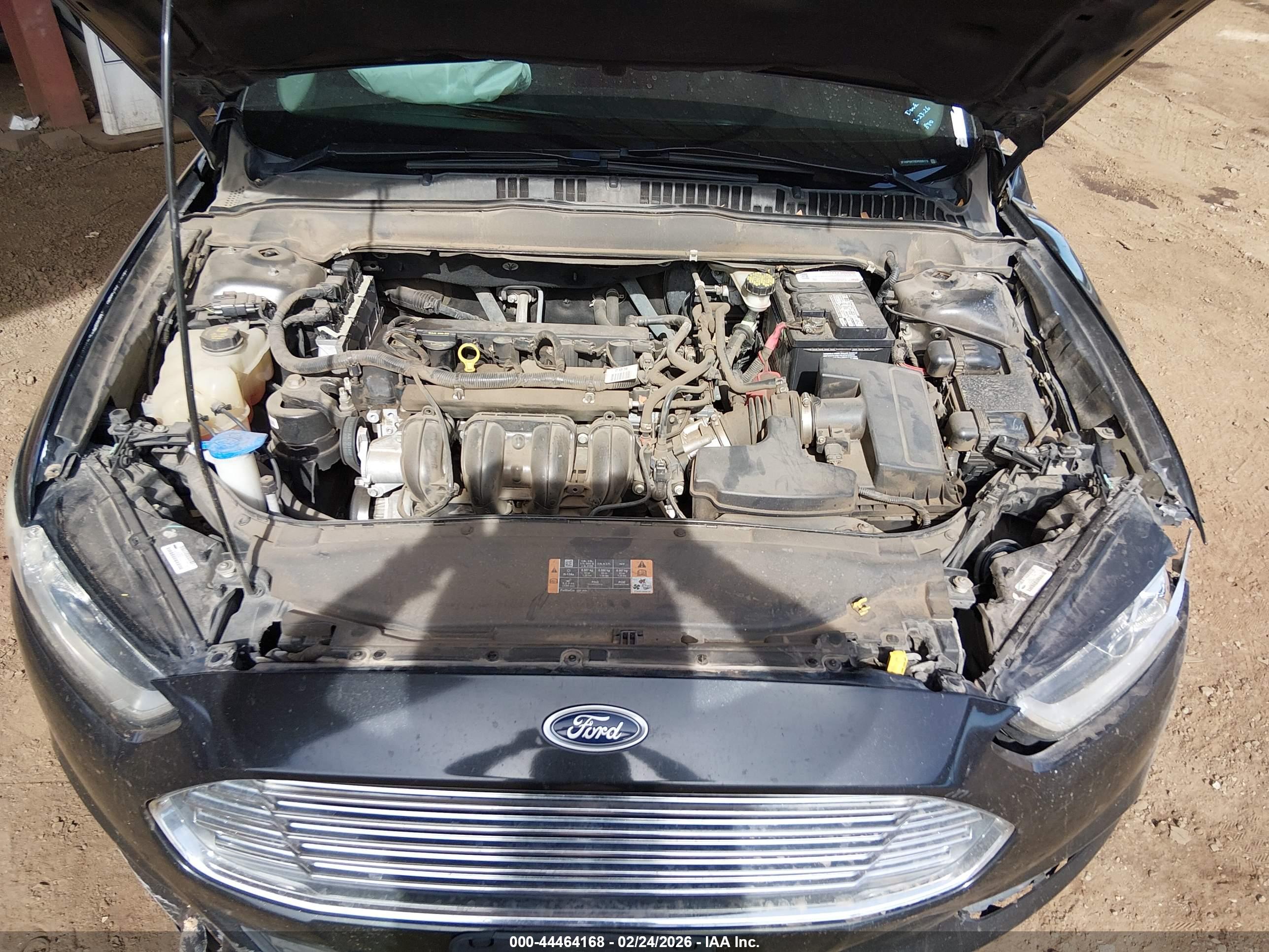 FORD FUSION image 10