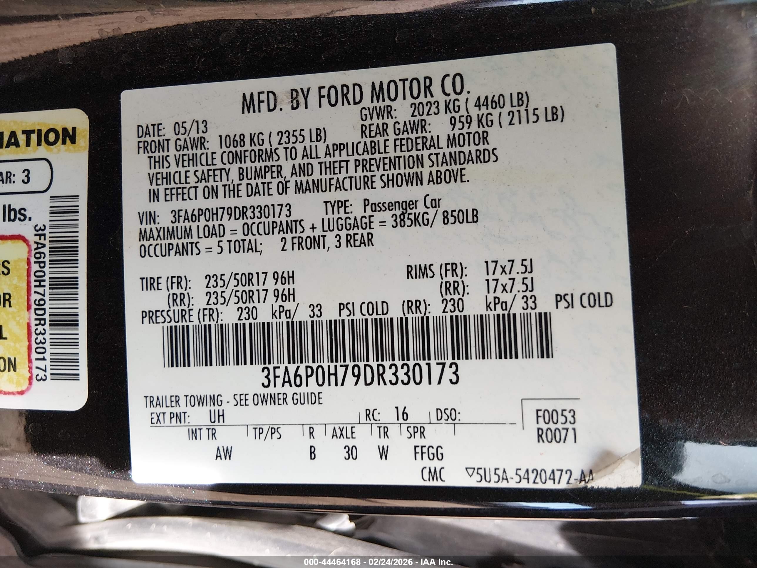 FORD FUSION image 9