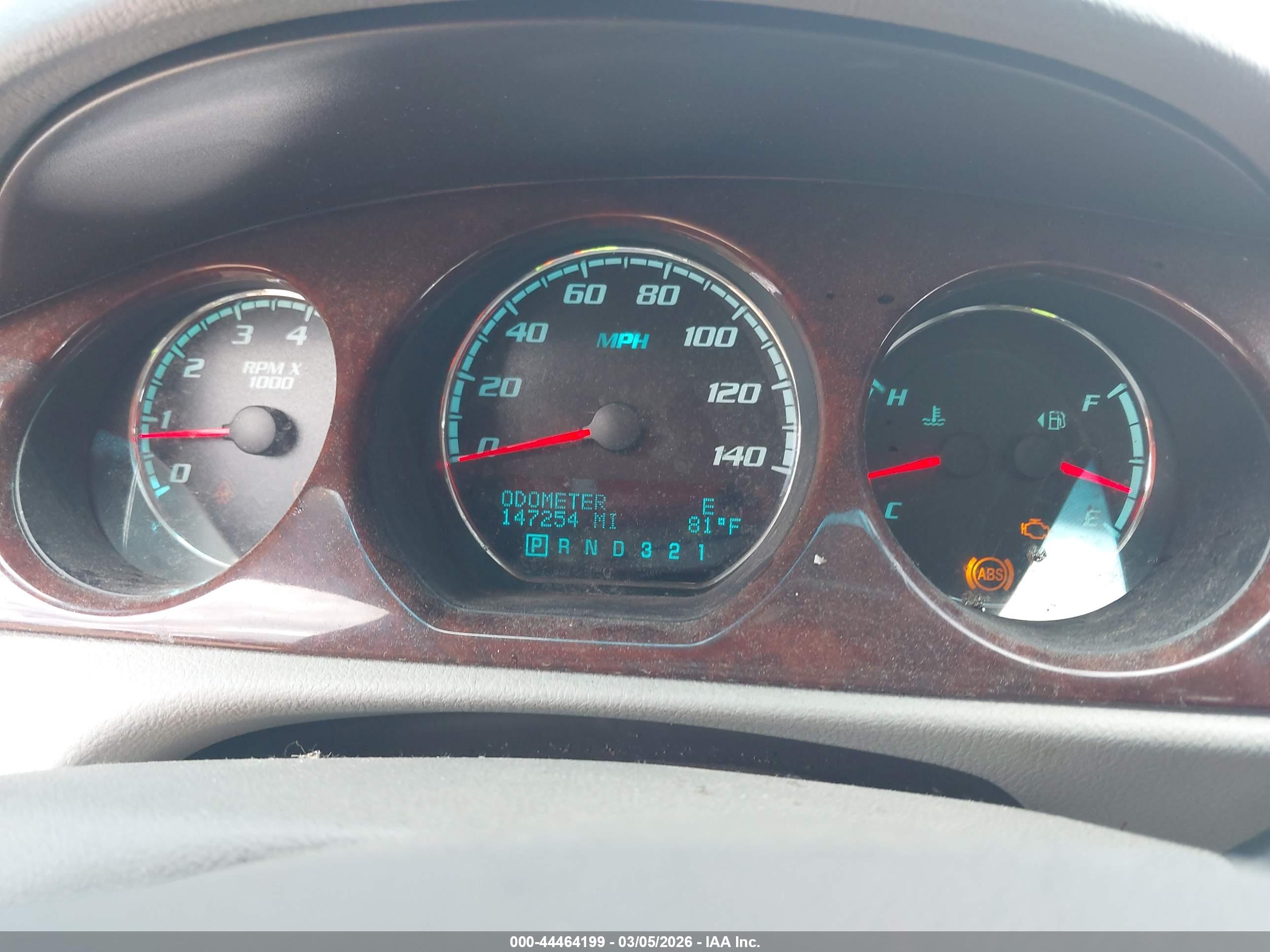BUICK LUCERNE image 7