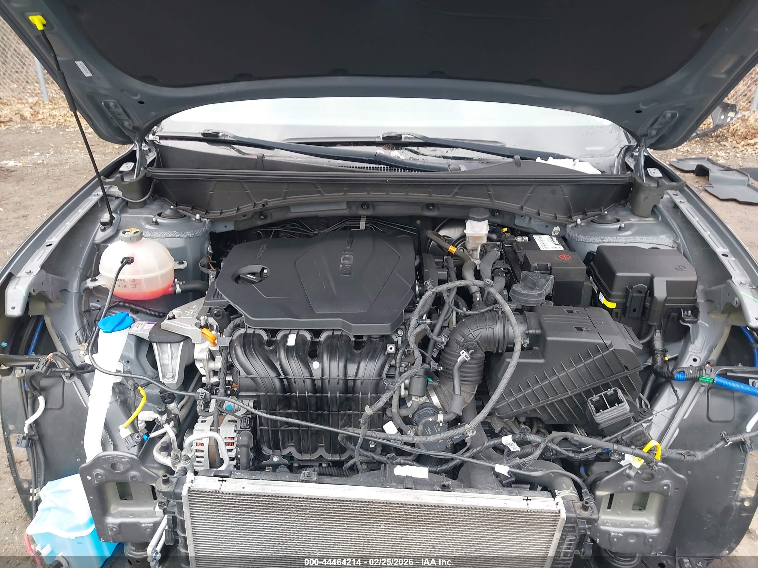 HYUNDAI TUCSON image 10