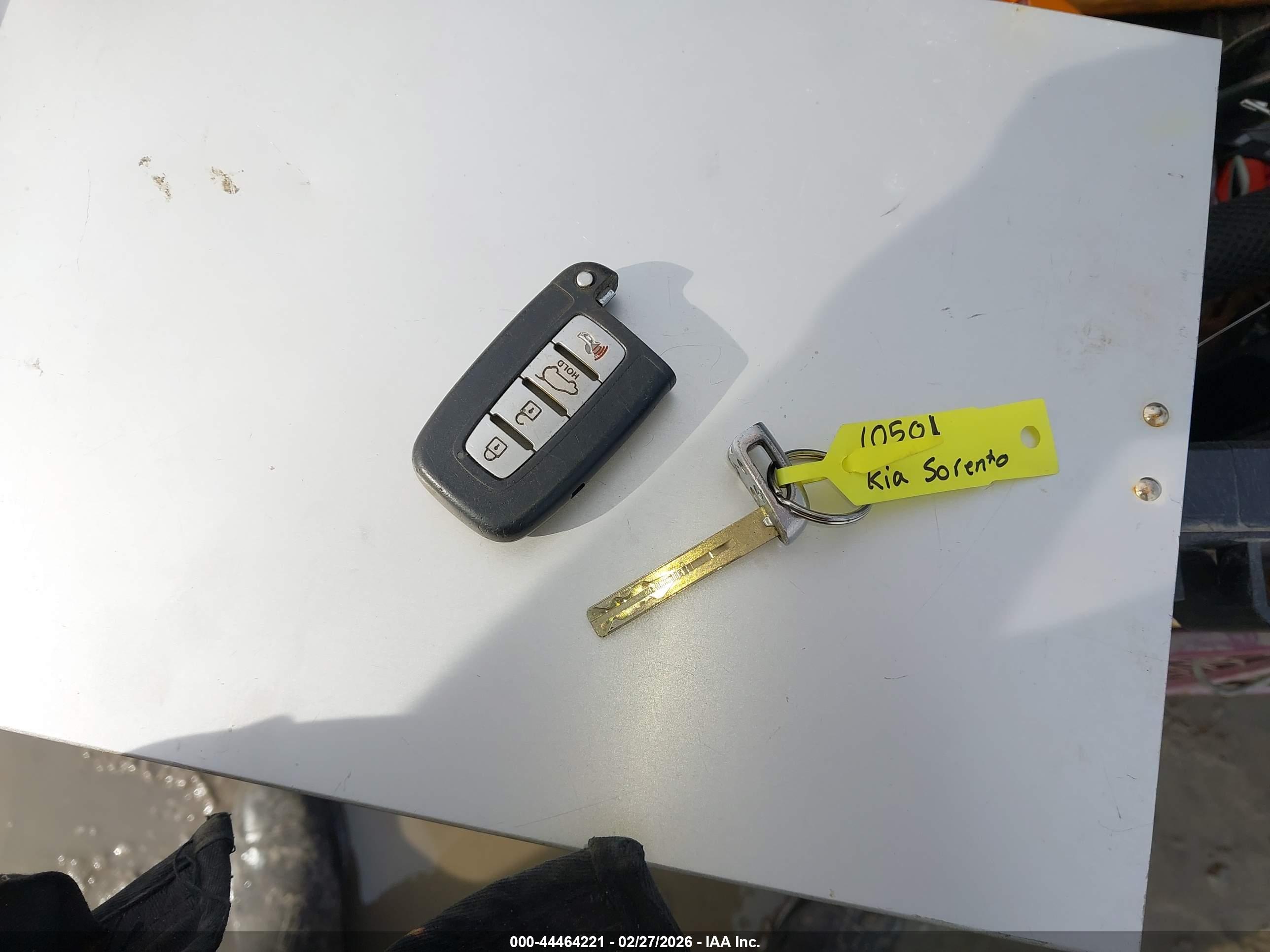 KIA SORENTO image 11