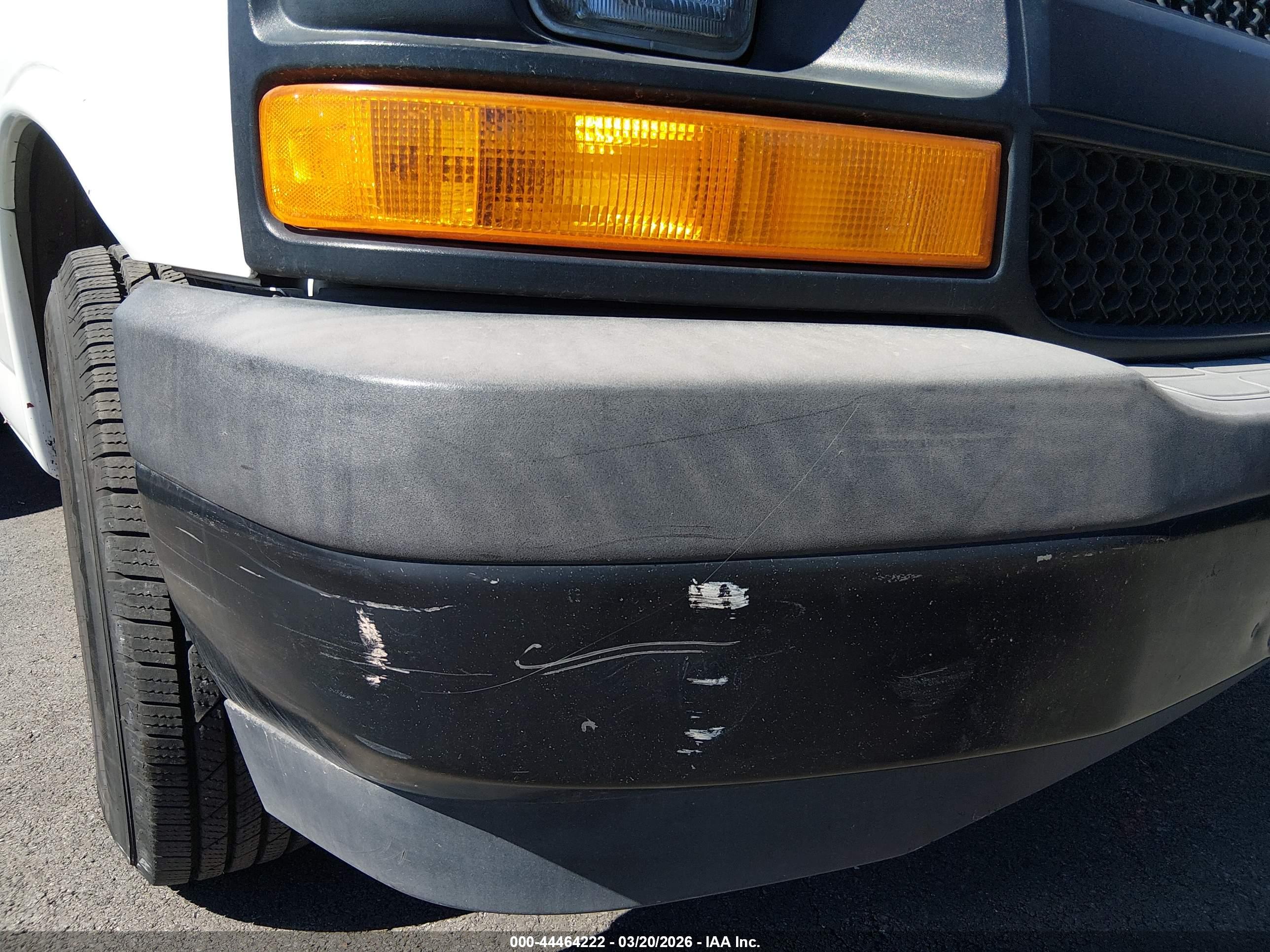 CHEVROLET EXPRESS image 6