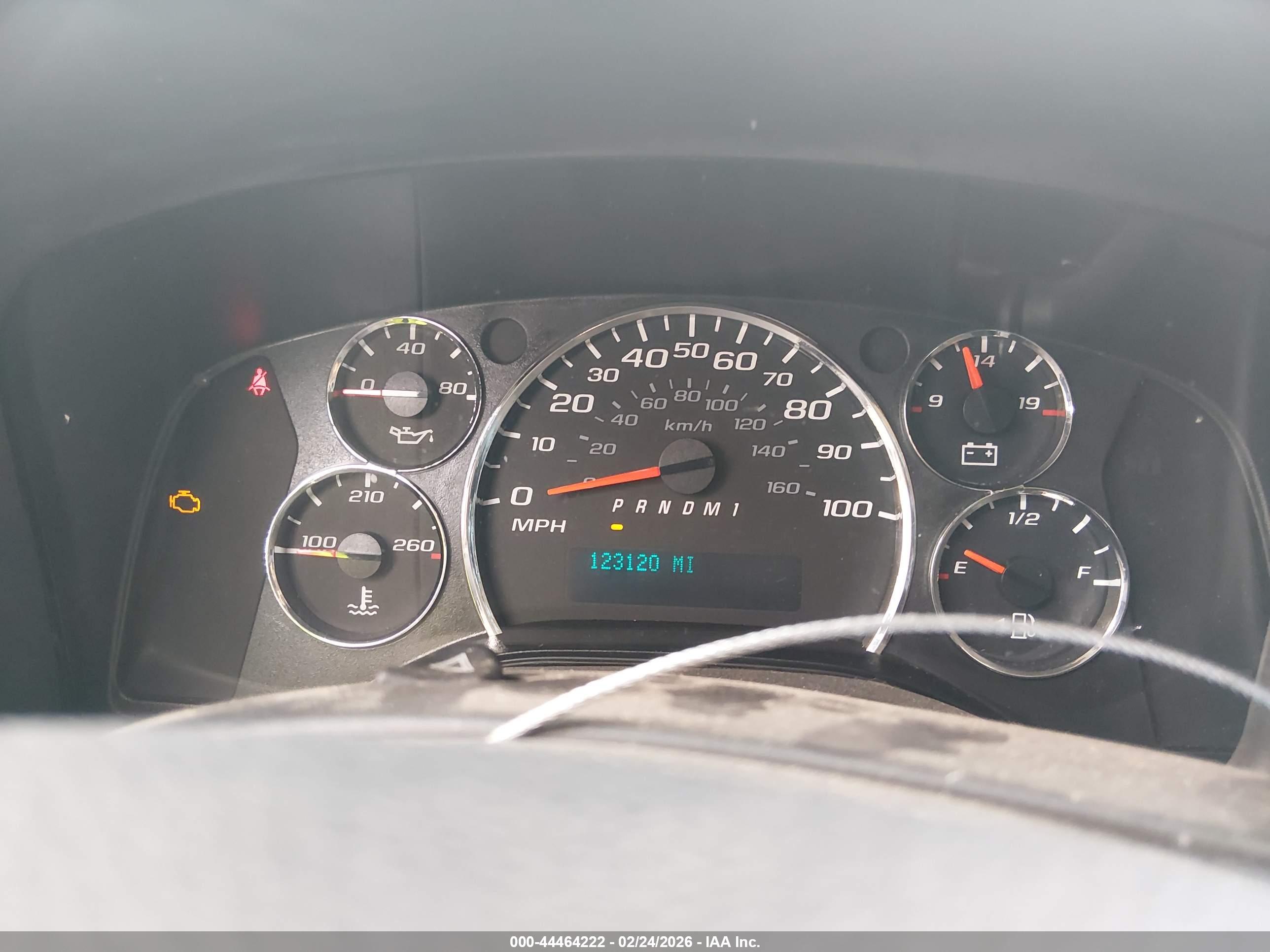 CHEVROLET EXPRESS image 7