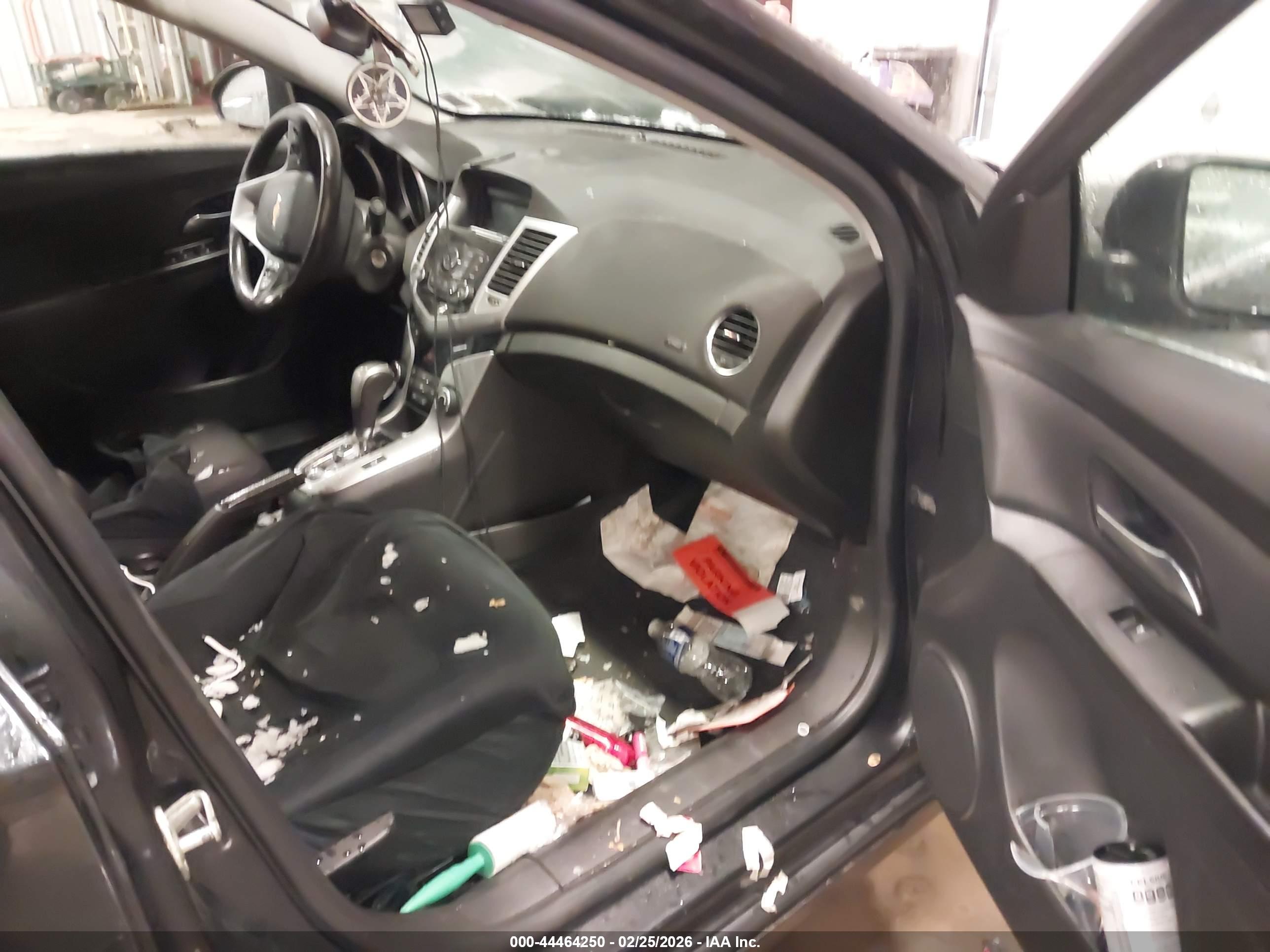CHEVROLET CRUZE image 5