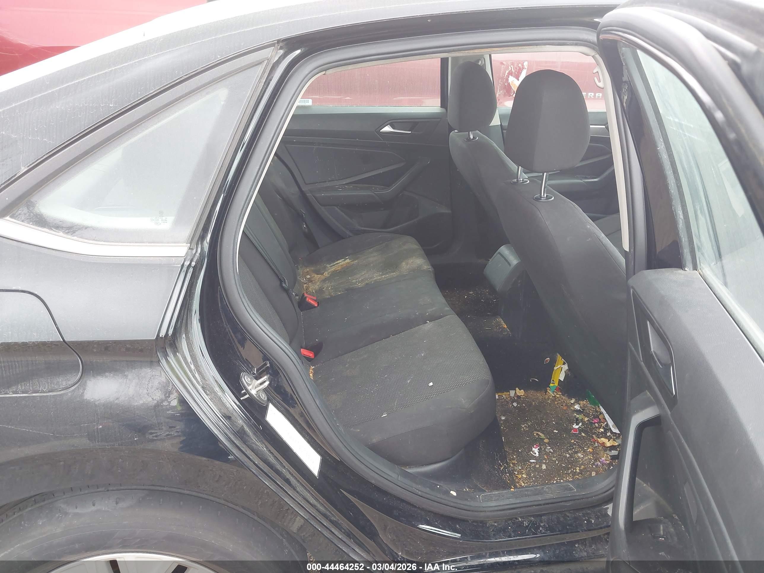 VOLKSWAGEN JETTA image 8