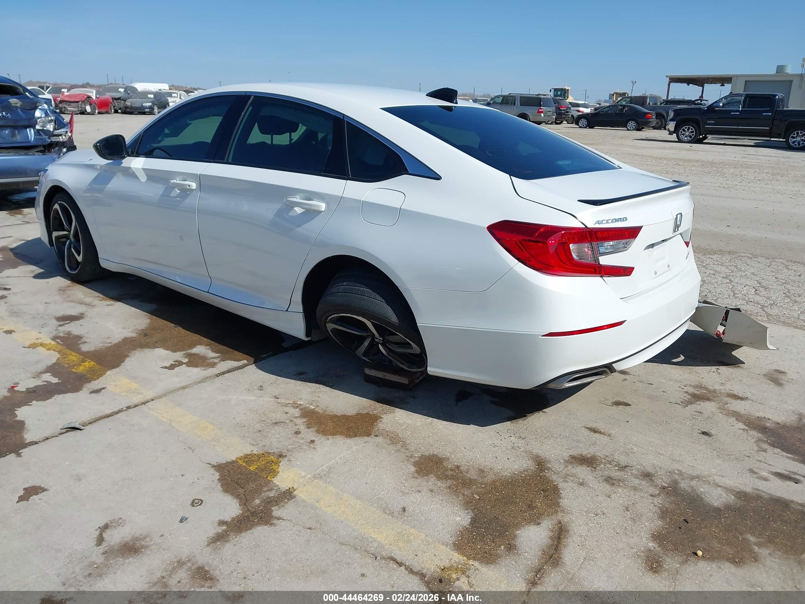 HONDA ACCORD image 3