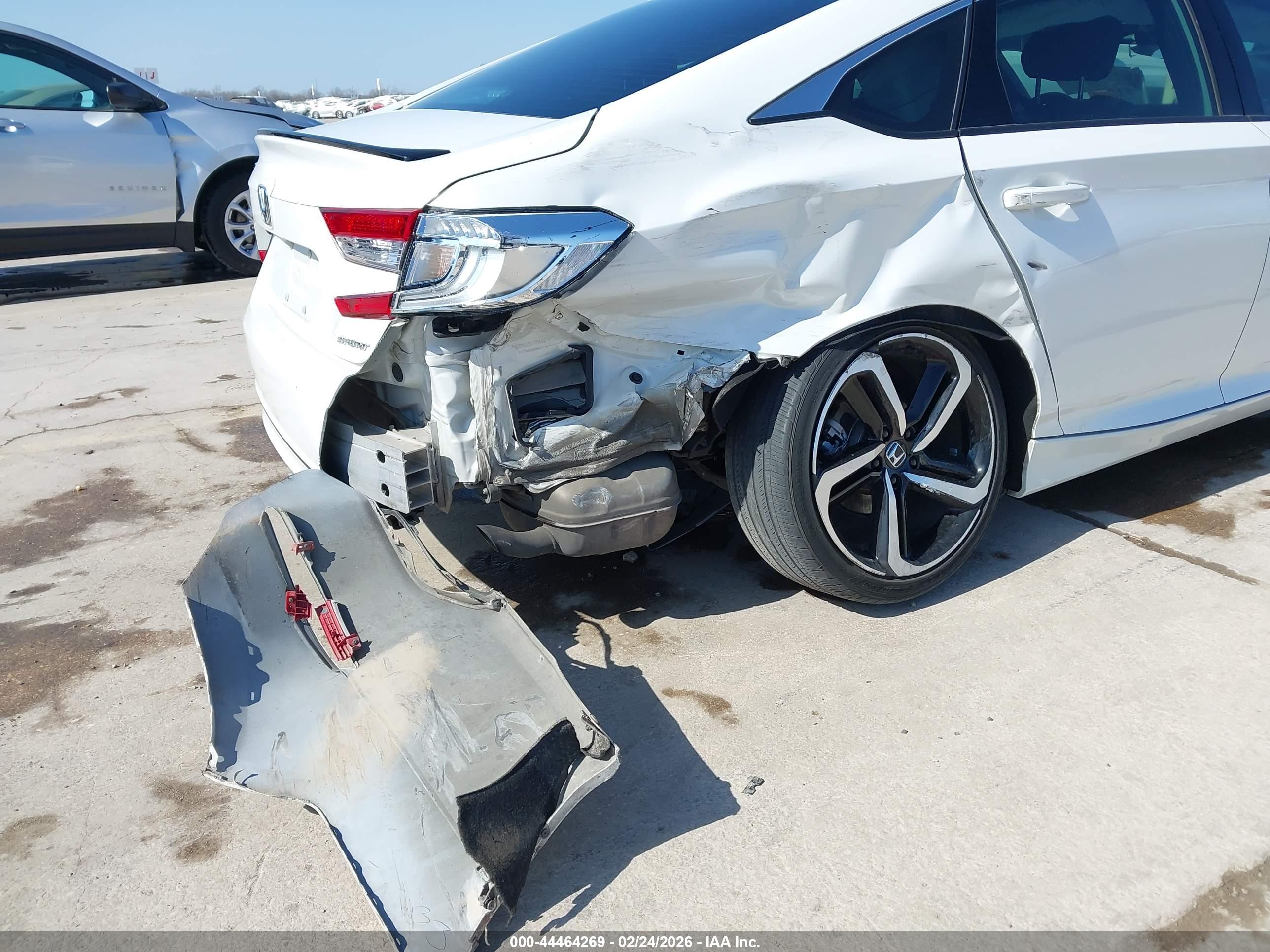 HONDA ACCORD image 6