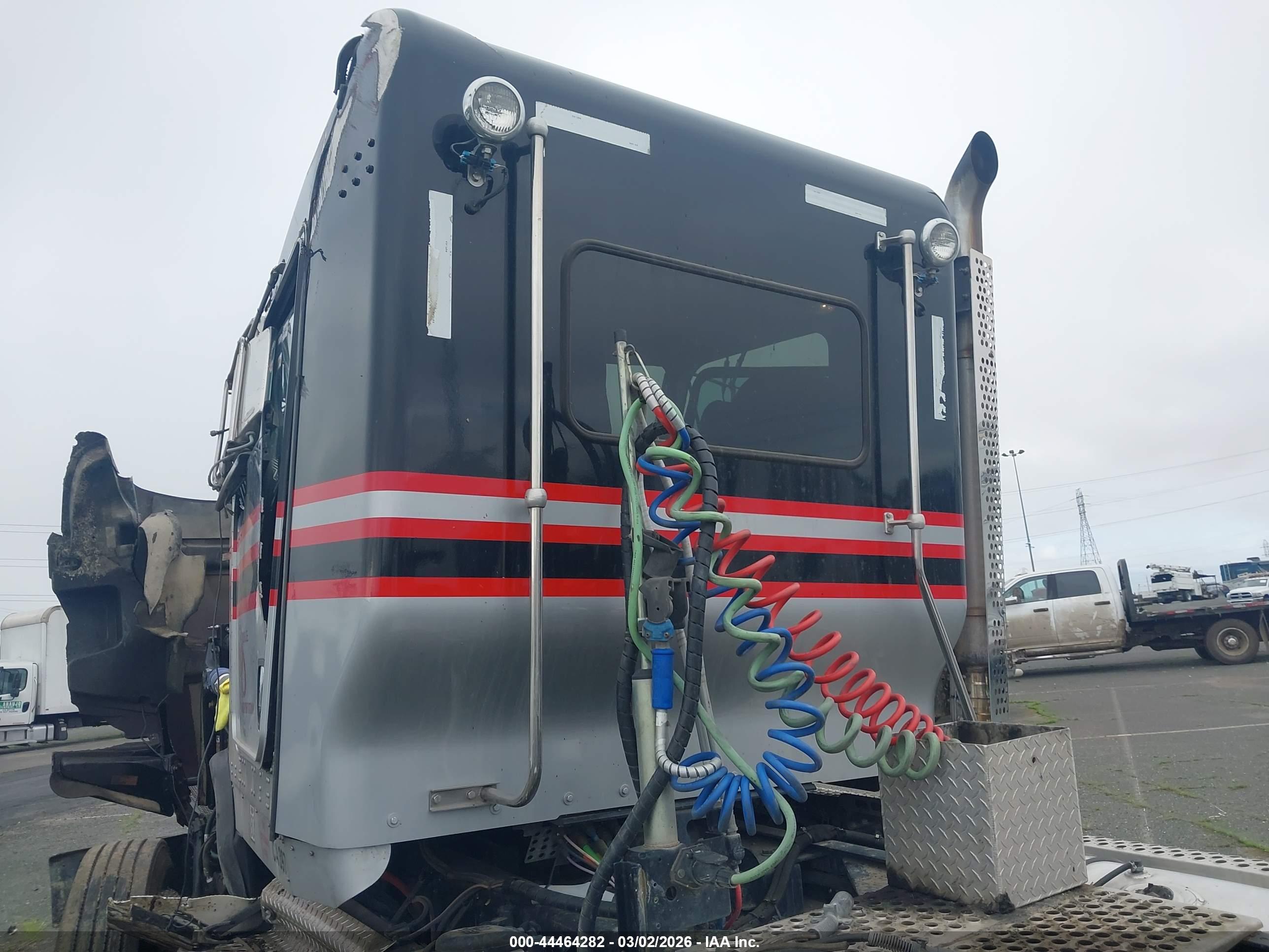 KENWORTH T800 image 7