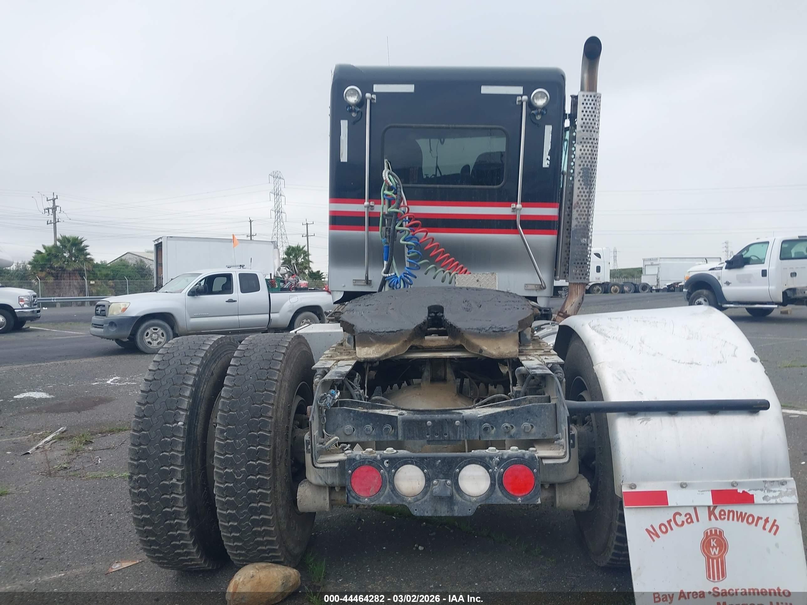 KENWORTH T800 image 8