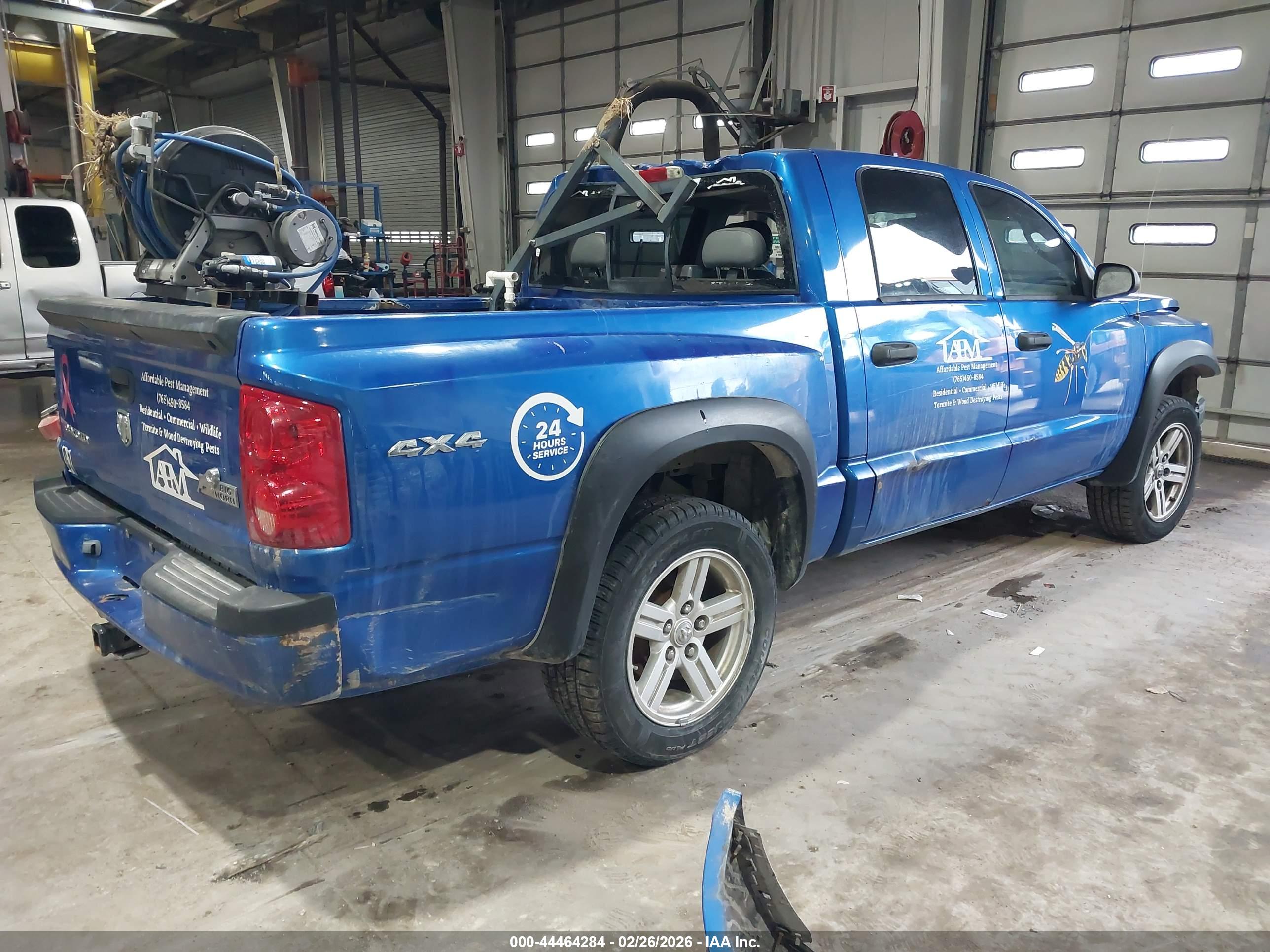 DODGE DAKOTA image 4